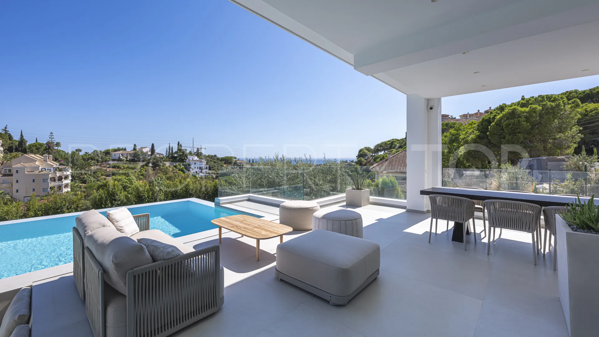 For sale Elviria villa
