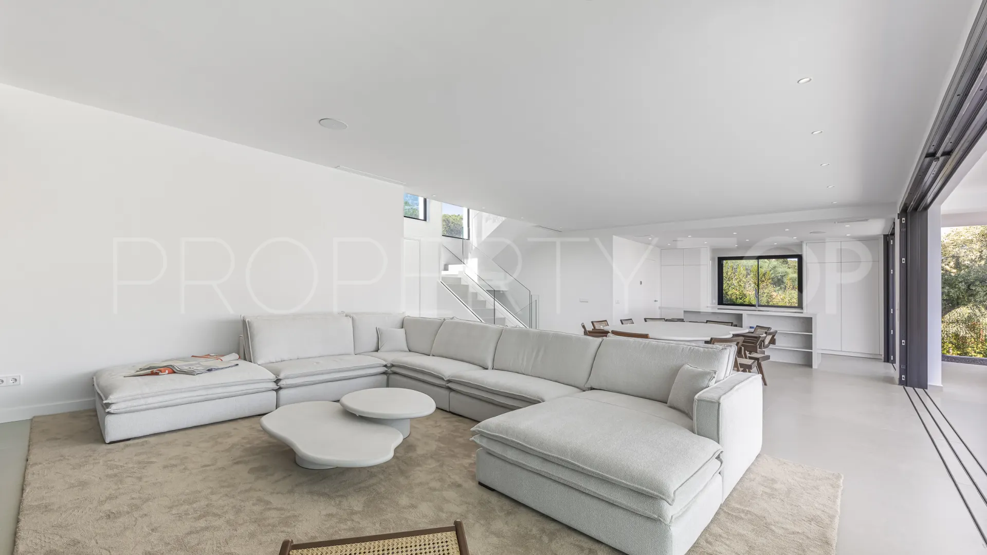 For sale Elviria villa