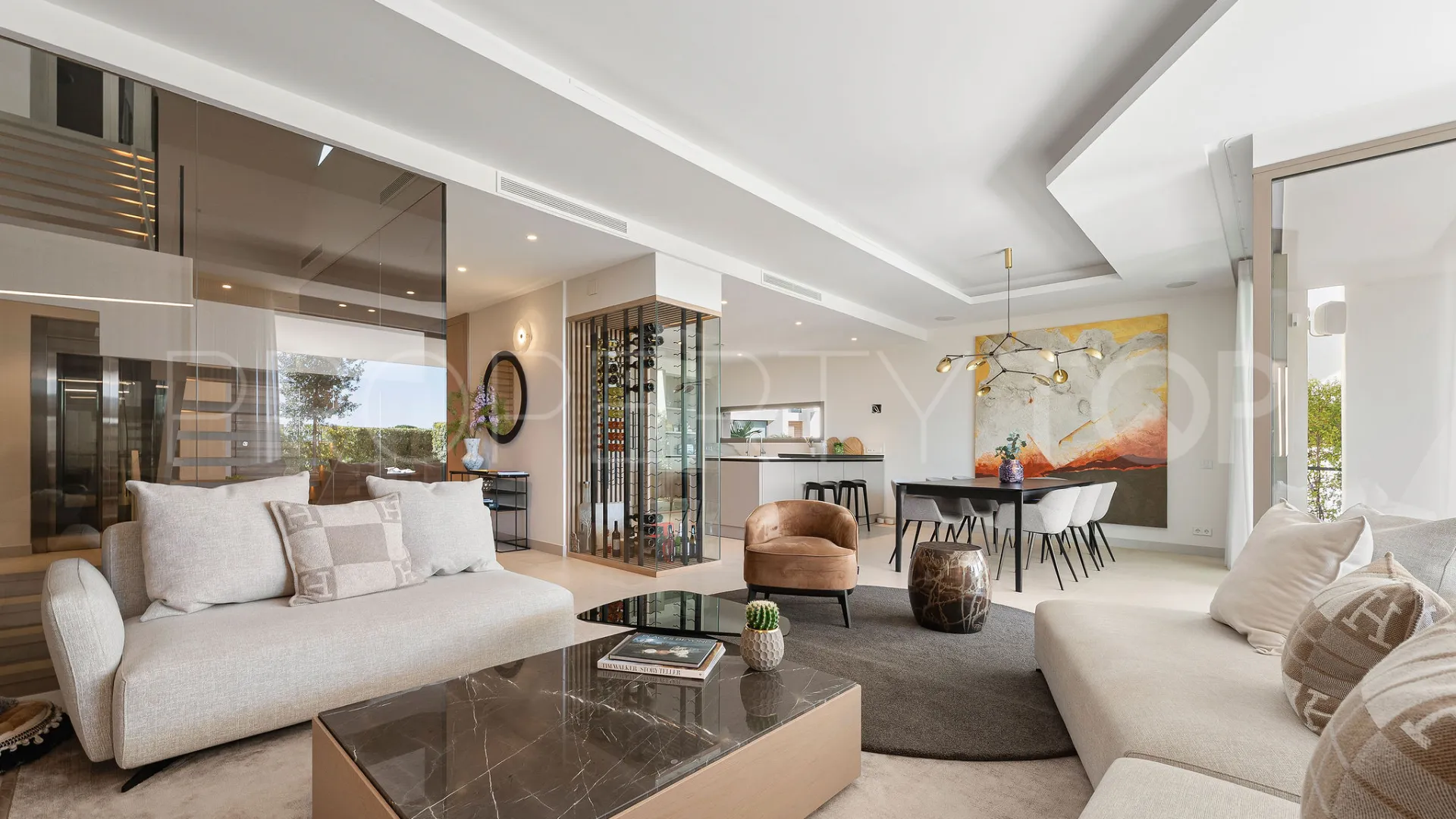 For sale semi detached house in Nueva Andalucia