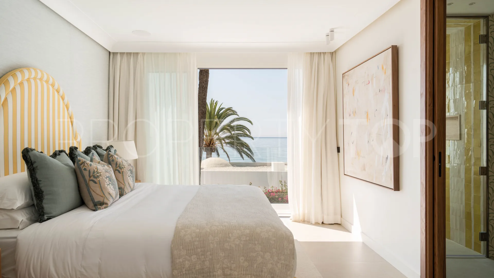 Semi detached house for sale in El Oasis Club with 3 bedrooms