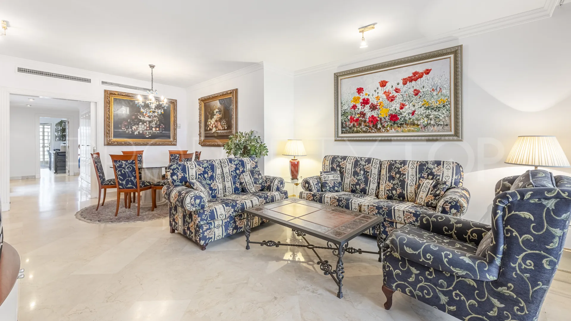 Apartamento en venta con 2 dormitorios en Marbella - Puerto Banus