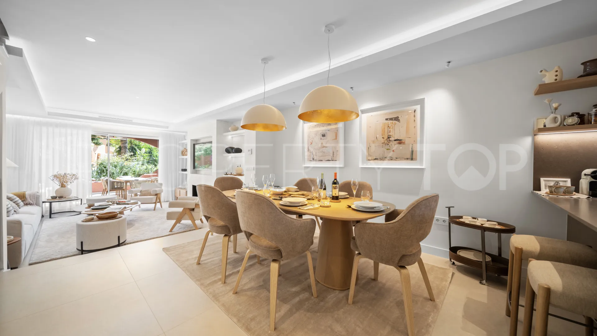 For sale El Palmeral town house with 3 bedrooms