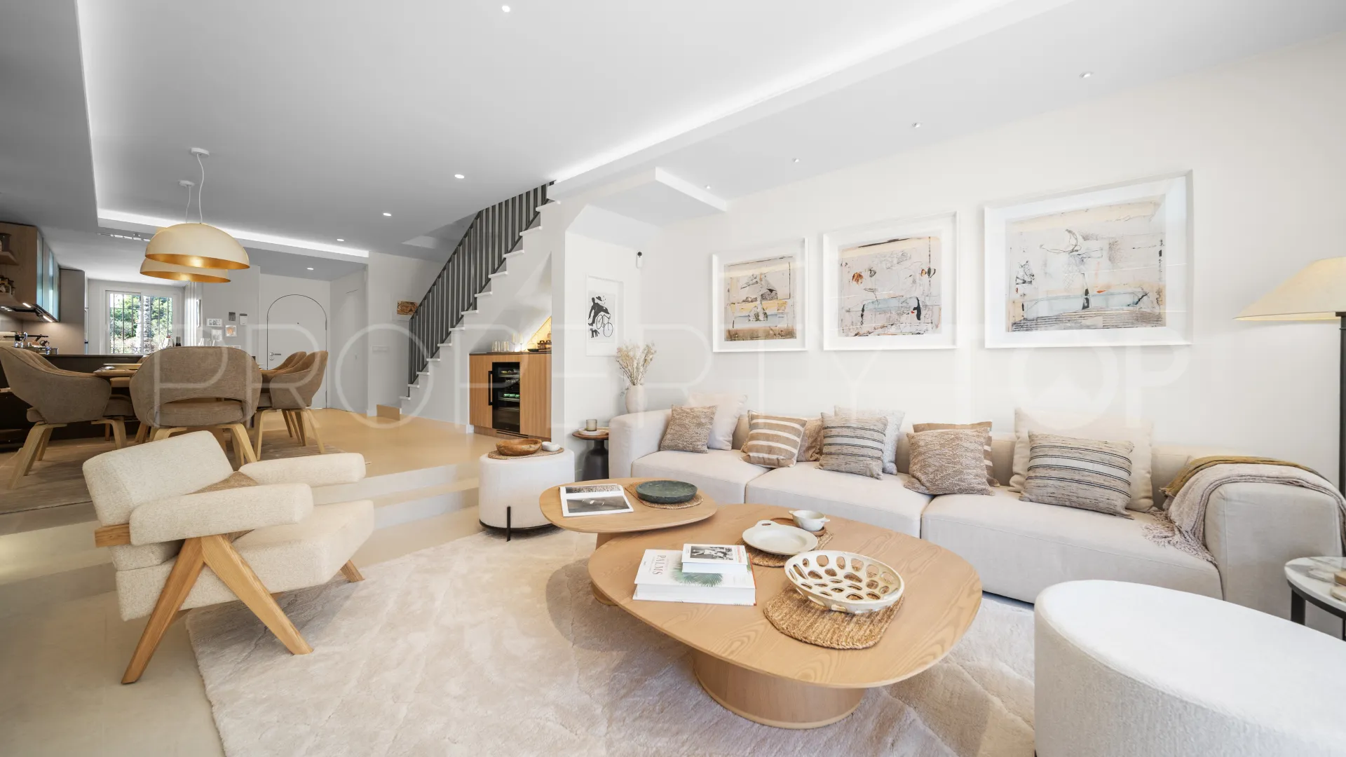 For sale El Palmeral town house with 3 bedrooms