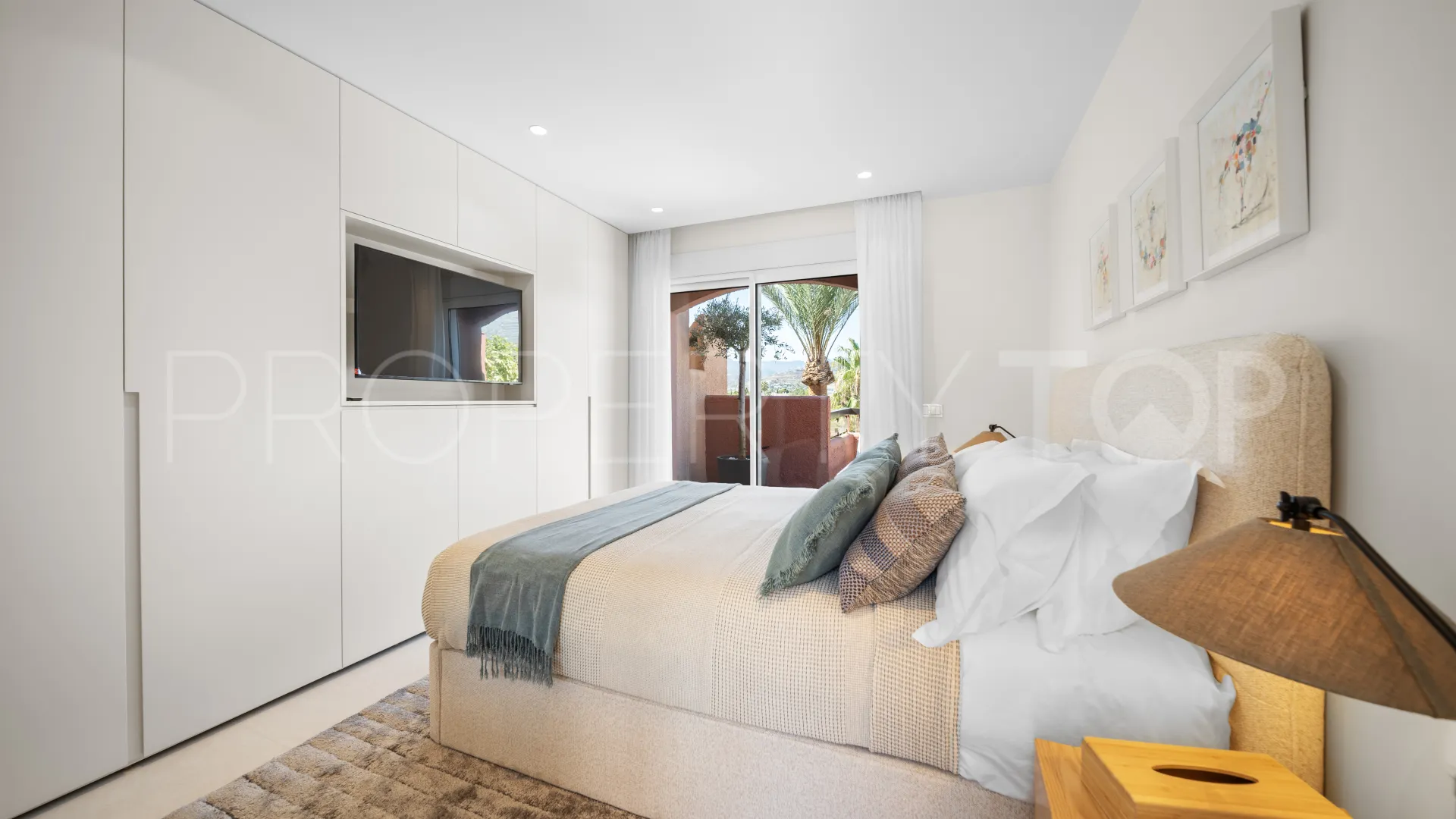 For sale El Palmeral town house with 3 bedrooms
