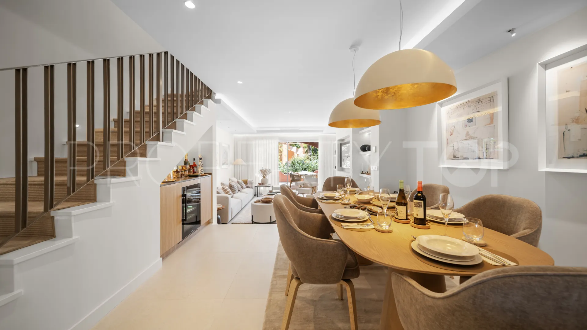 For sale El Palmeral town house with 3 bedrooms