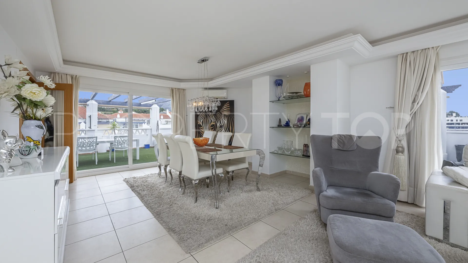 For sale La Campana penthouse