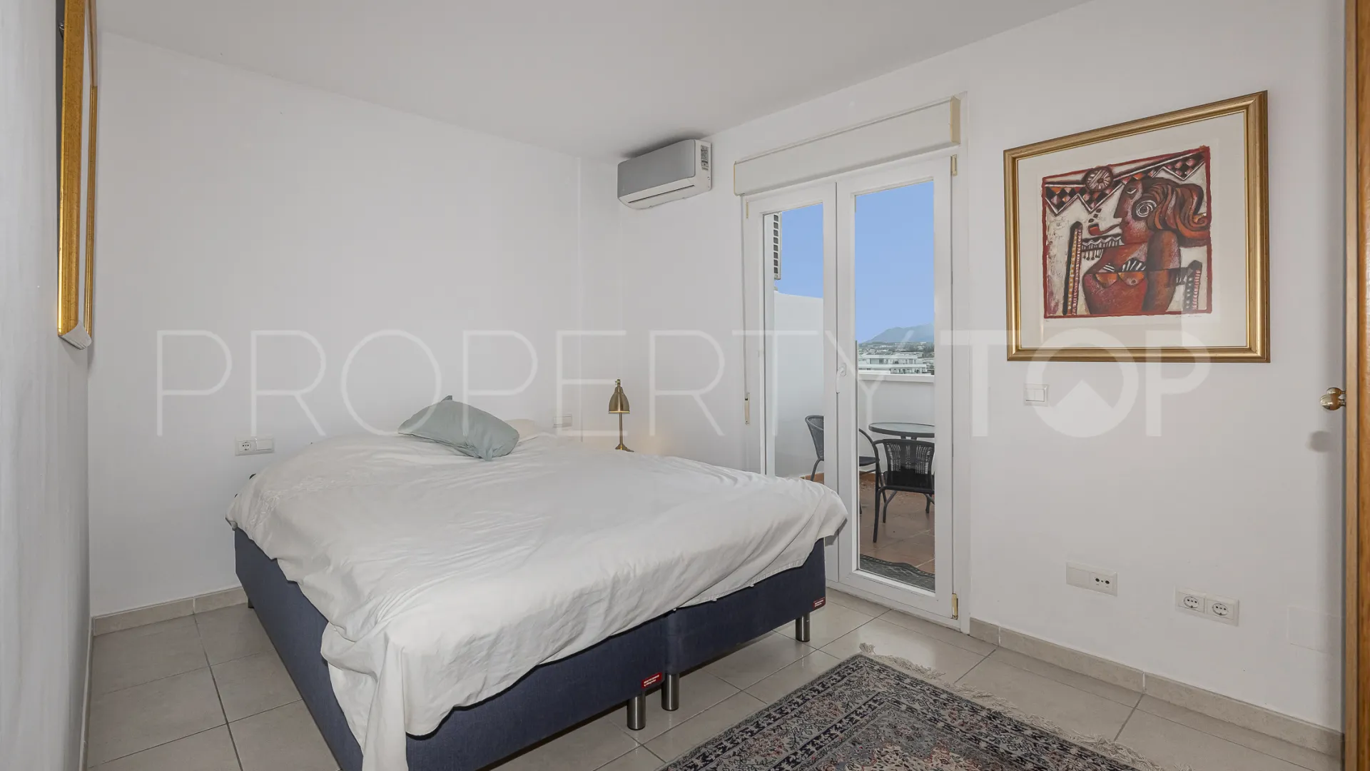 For sale La Campana penthouse