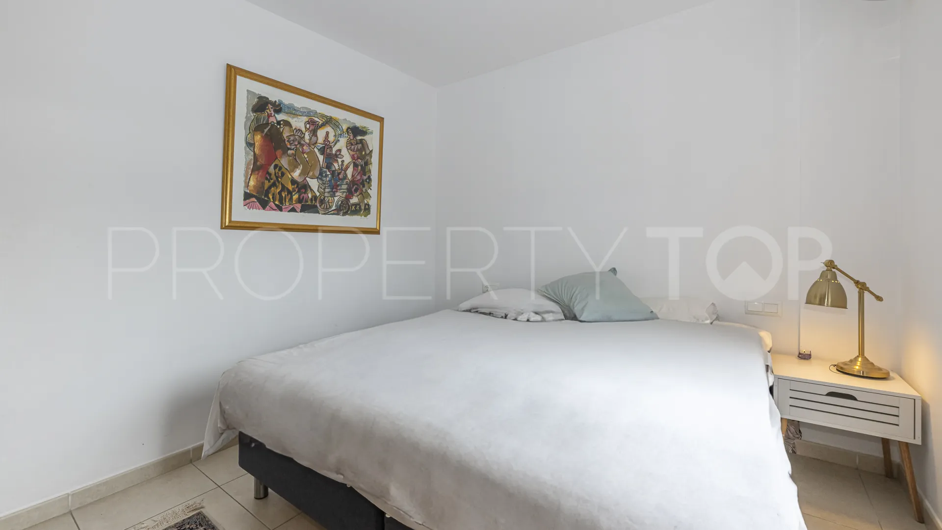 For sale La Campana penthouse