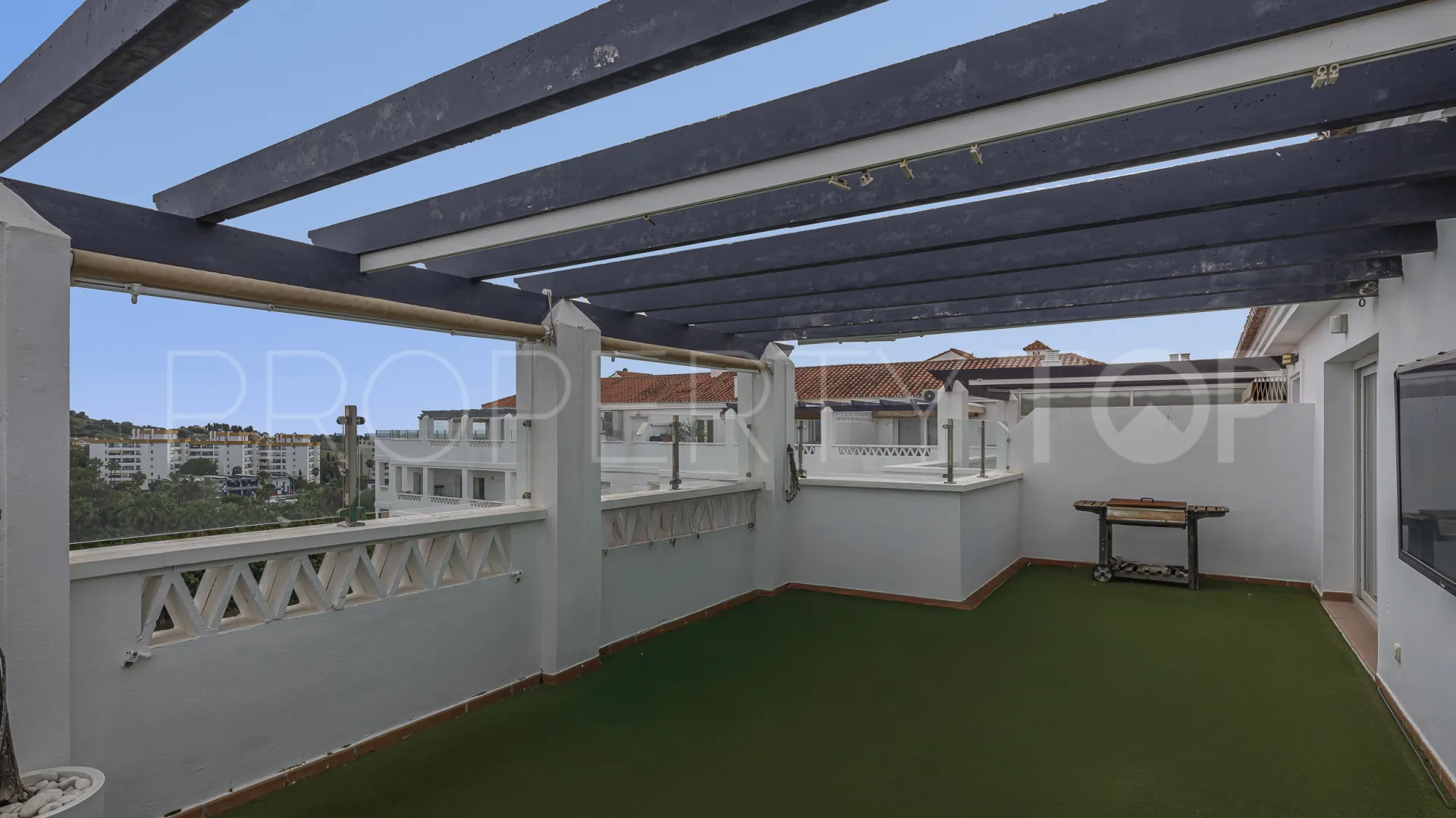 For sale La Campana penthouse