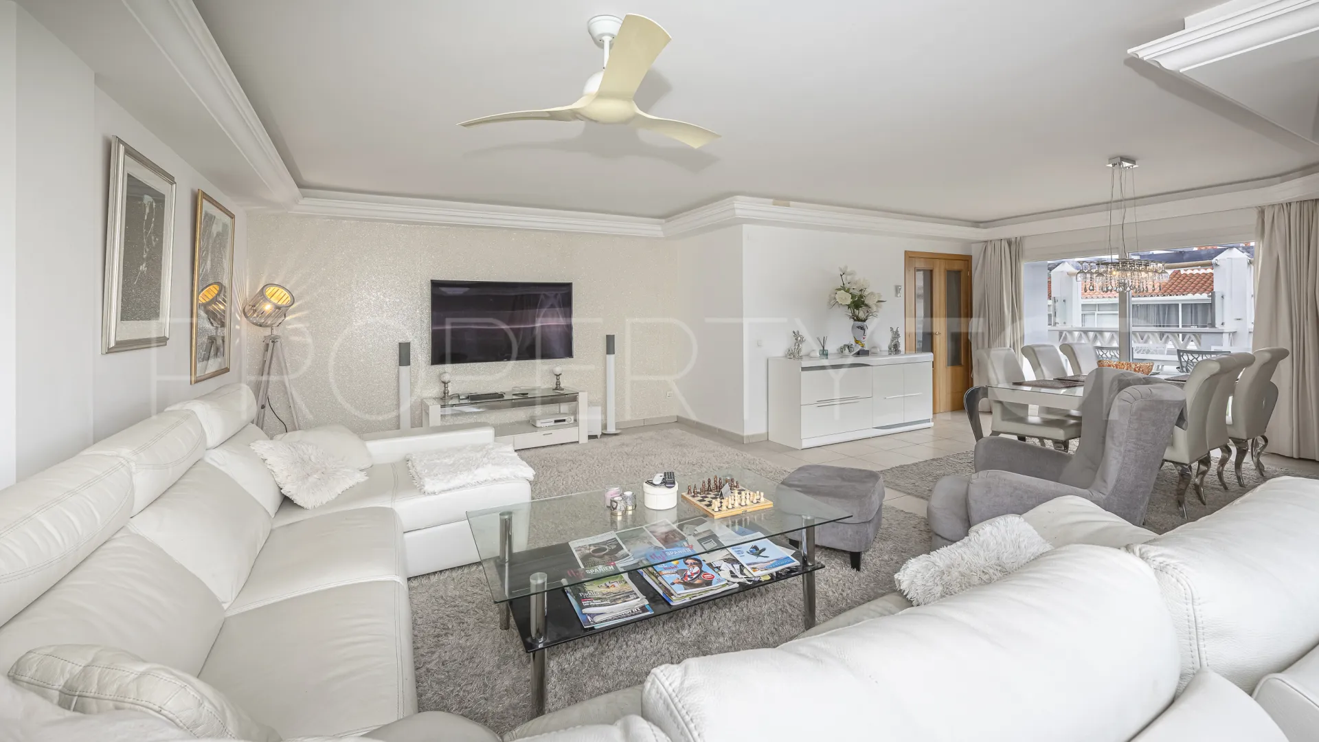 For sale La Campana penthouse