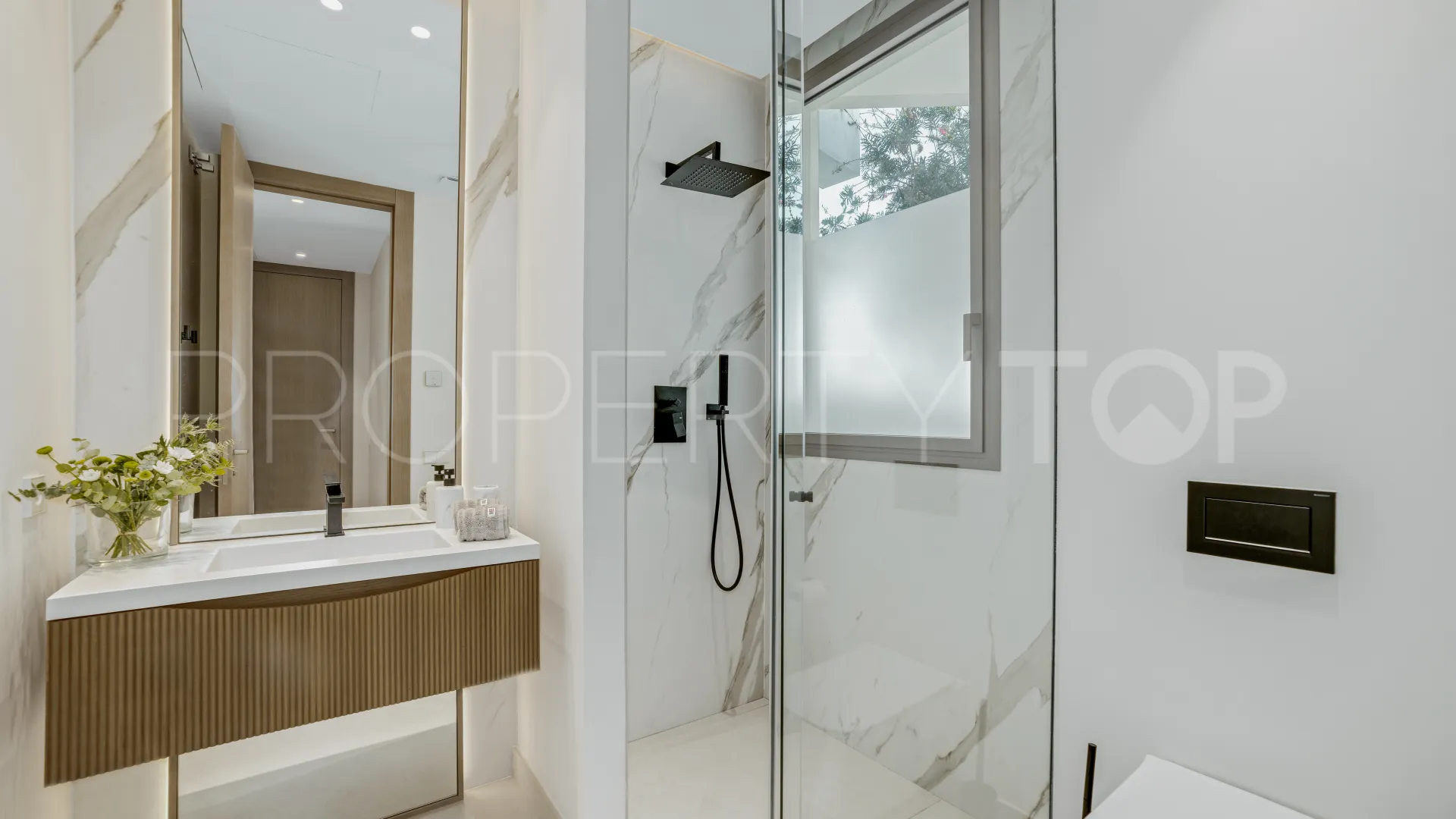 Celeste Marbella, pareado a la venta de 4 dormitorios