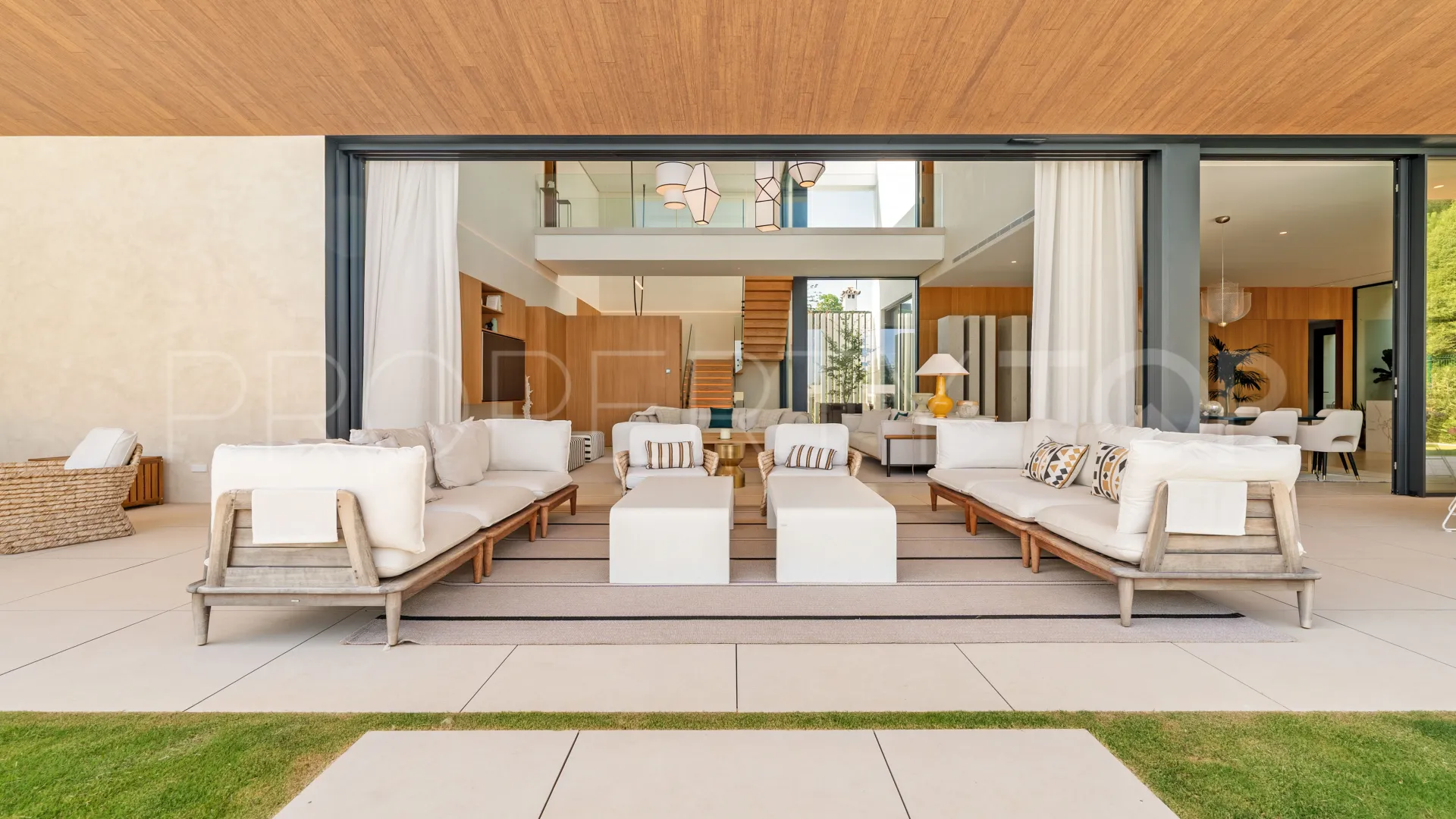 Villa for sale in Guadalmina Alta