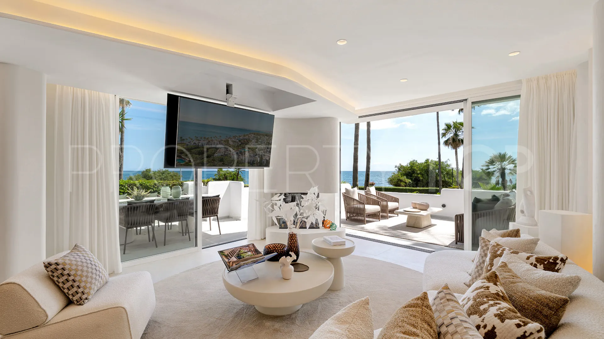 Apartamento planta baja en venta en Alcazaba Beach