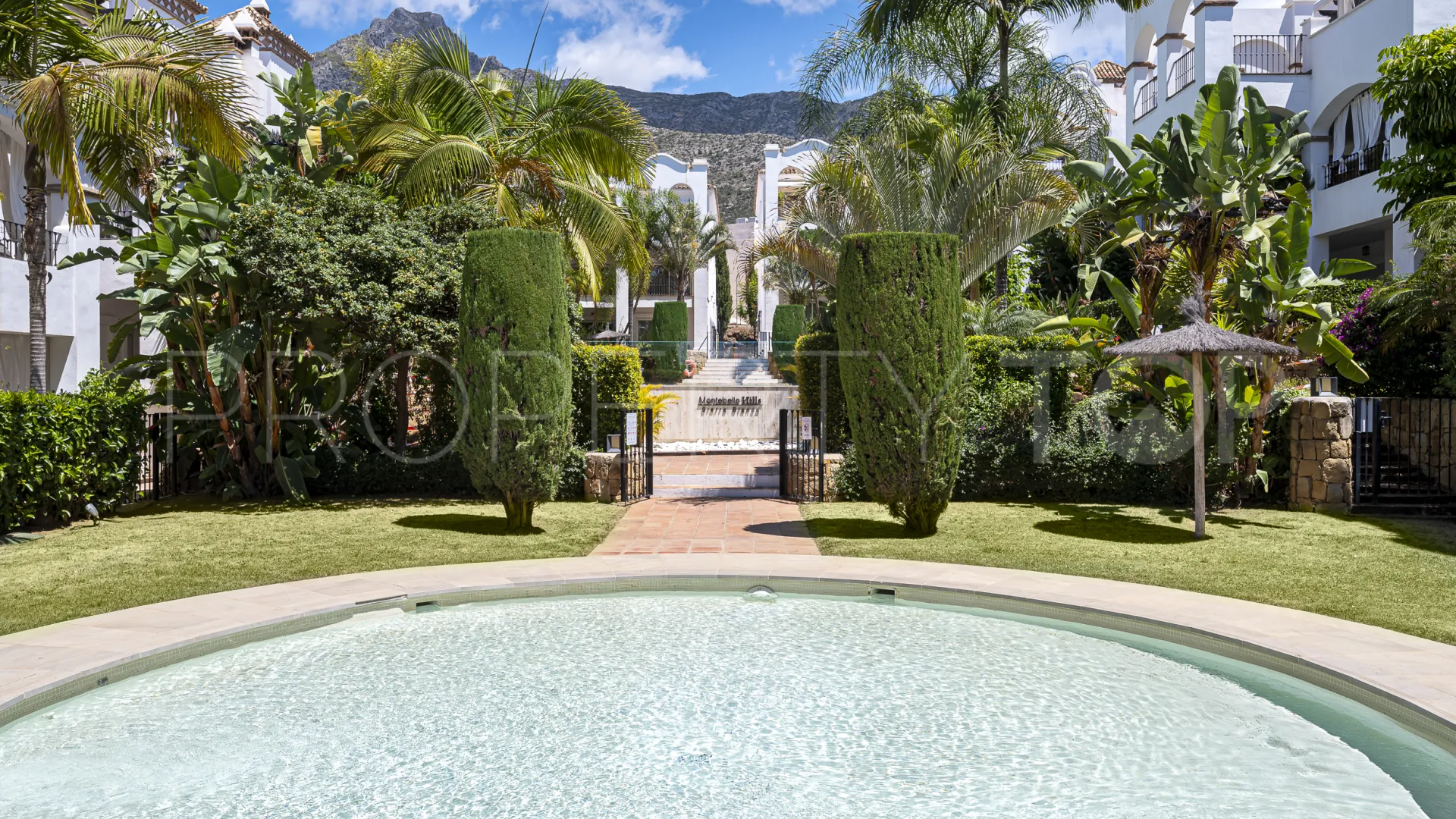 Montebello Hills, apartamento planta baja en venta
