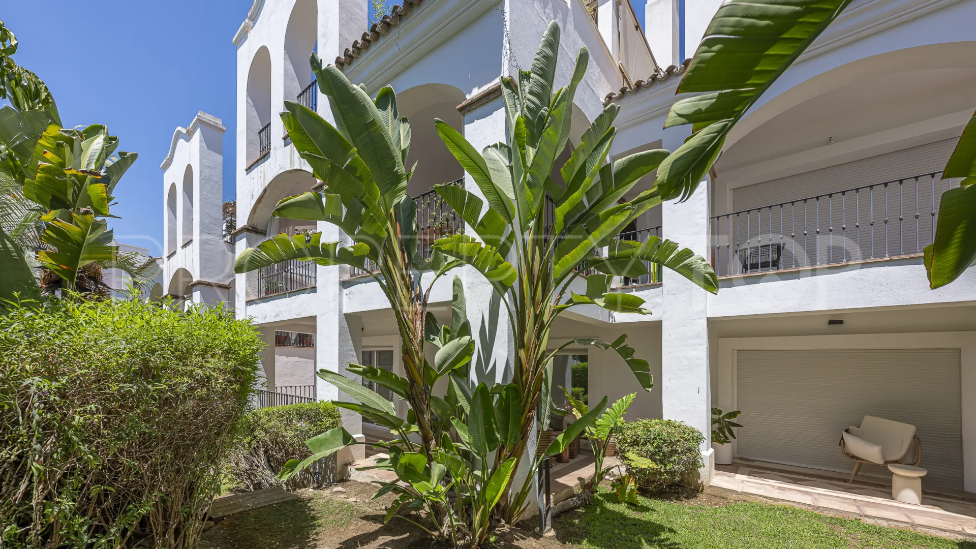 Montebello Hills, apartamento planta baja en venta