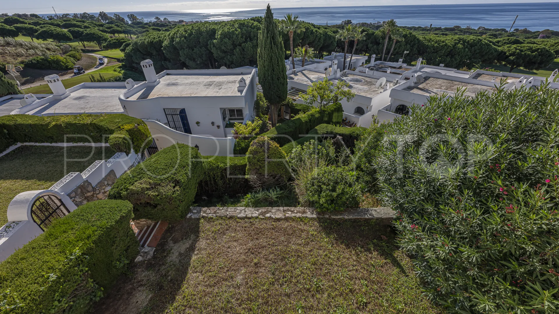 Adosado a la venta de 2 dormitorios en Cabopino