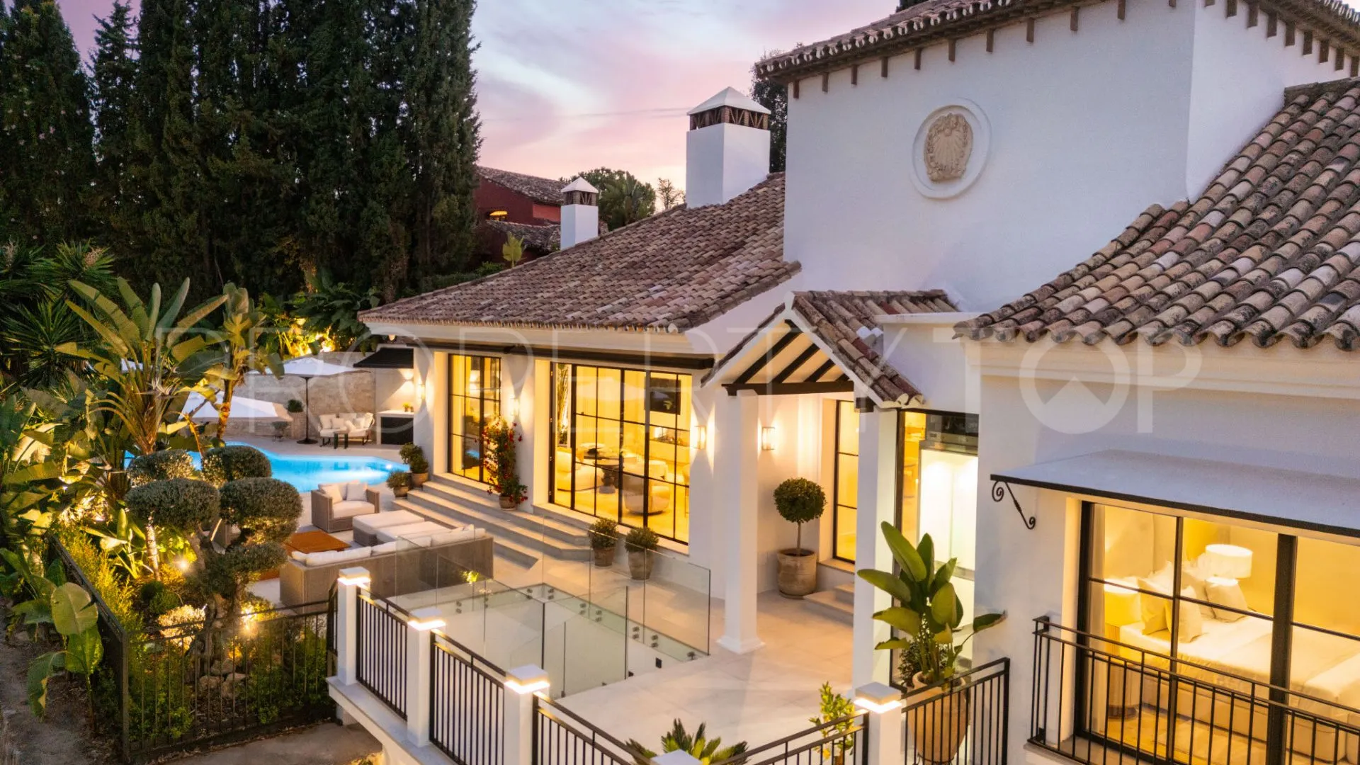 For sale villa in El Herrojo with 5 bedrooms