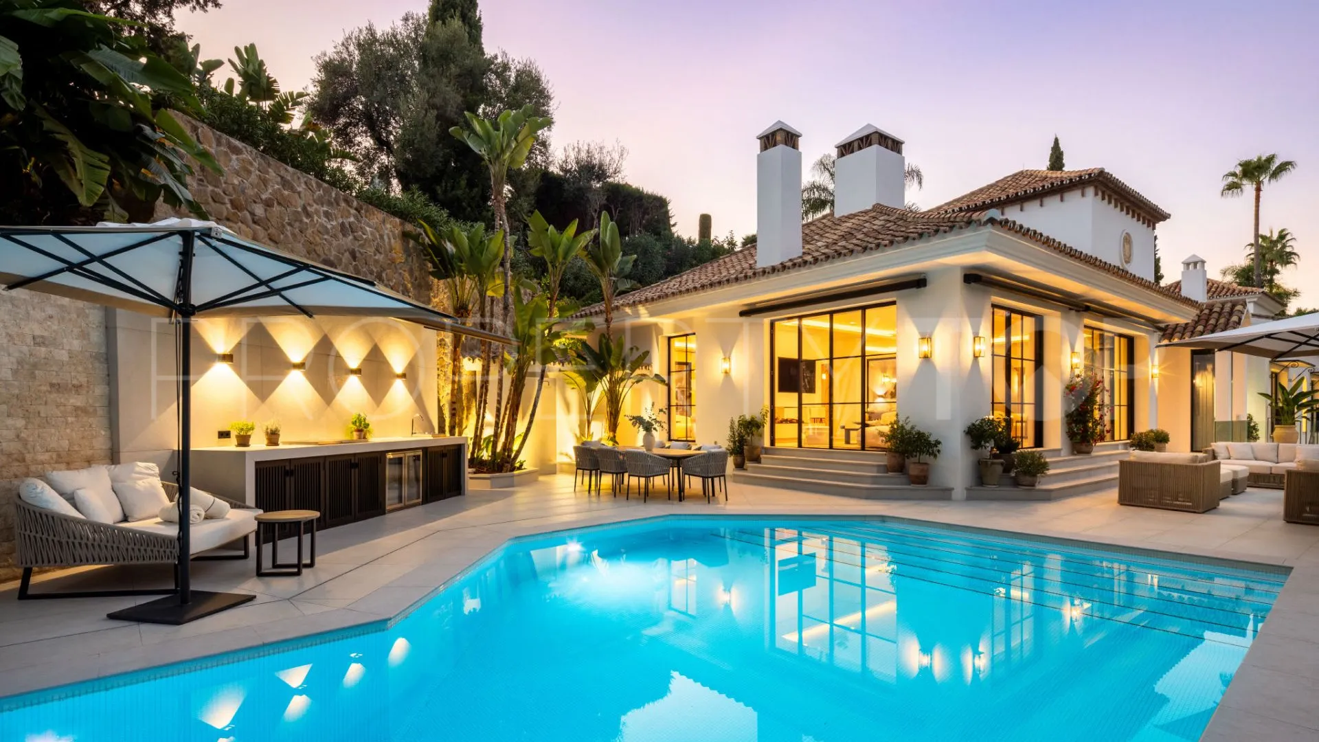 For sale villa in El Herrojo with 5 bedrooms