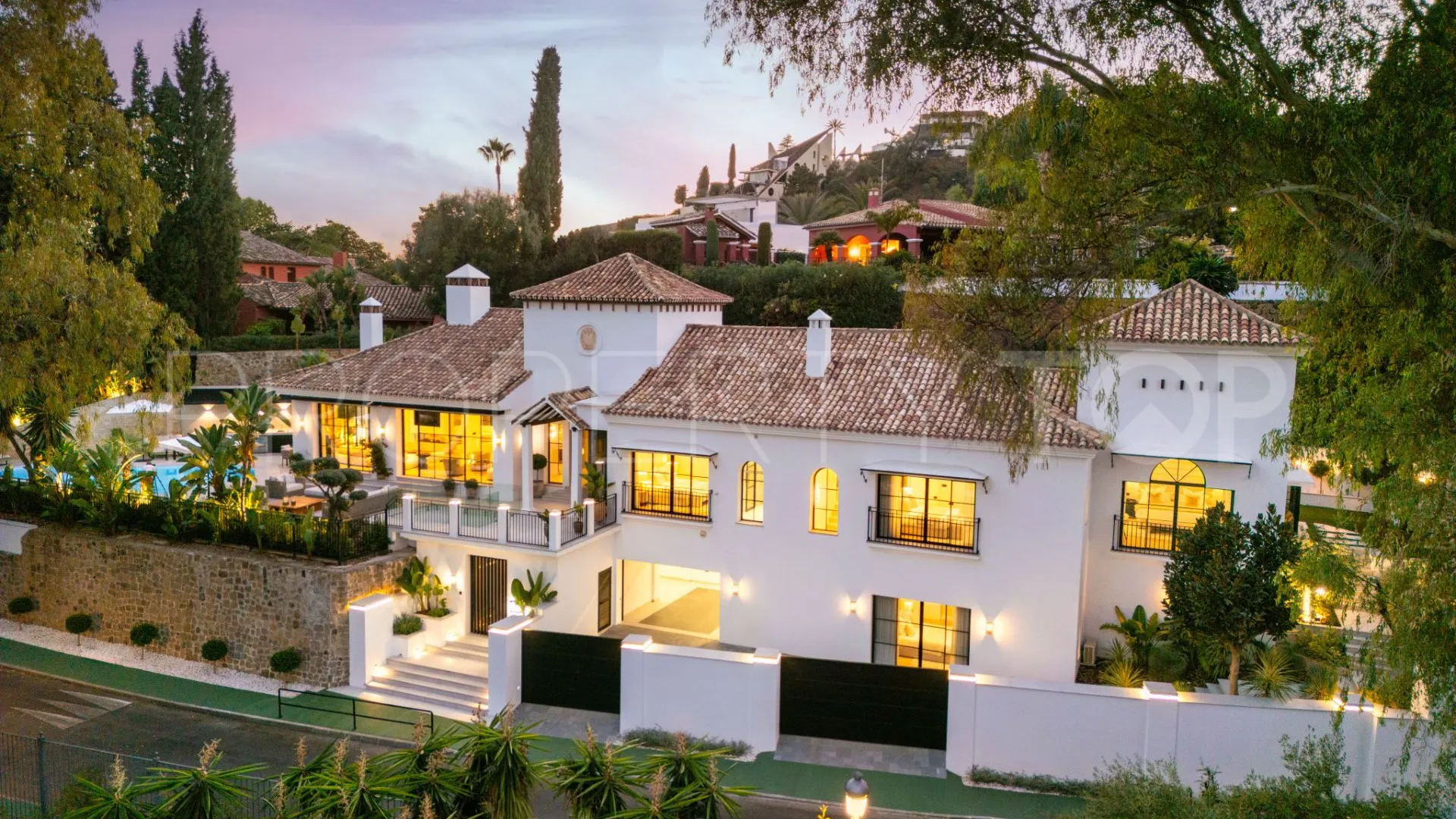 For sale villa in El Herrojo with 5 bedrooms