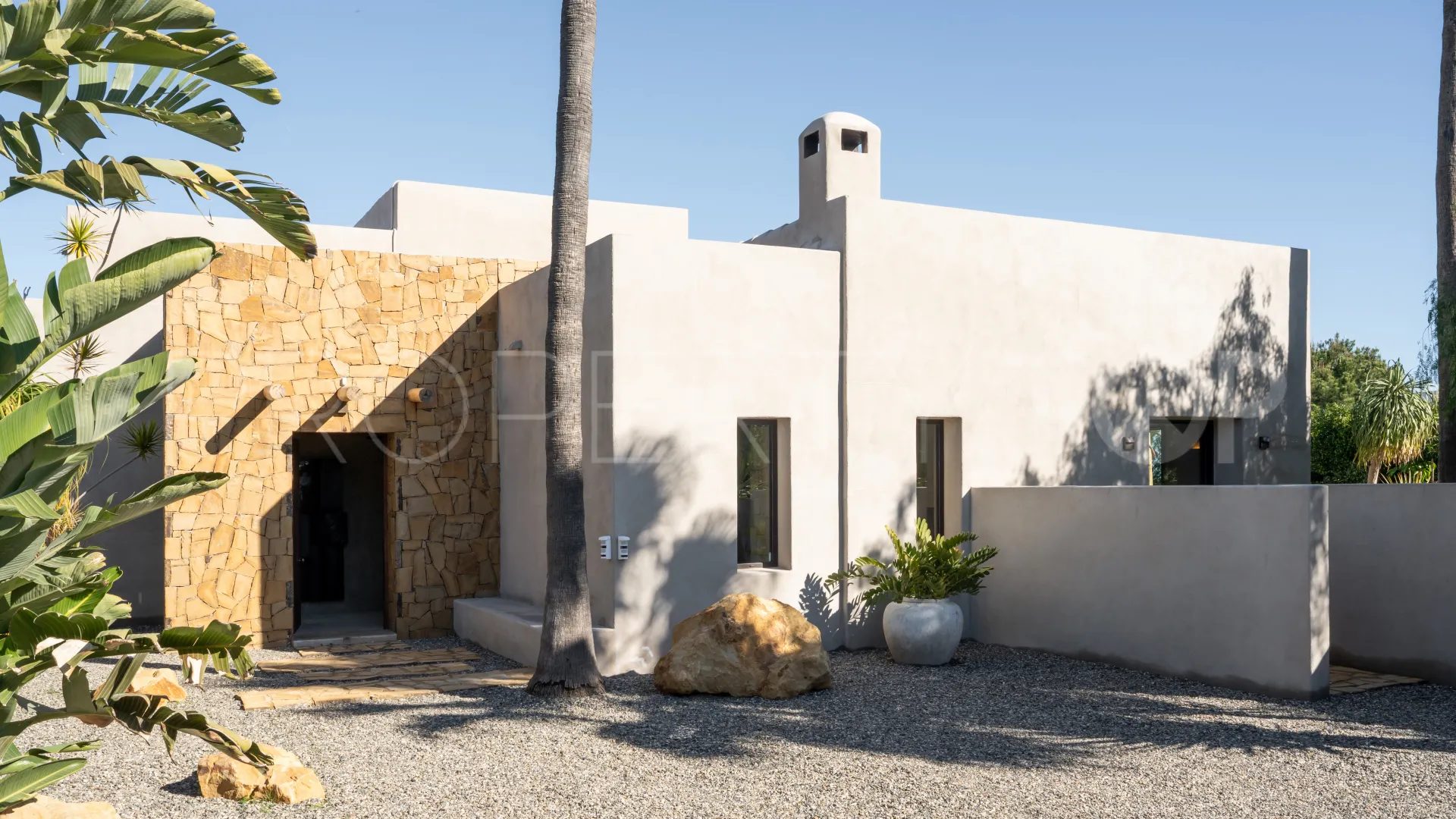 Villa de 5 dormitorios en venta en Selwo