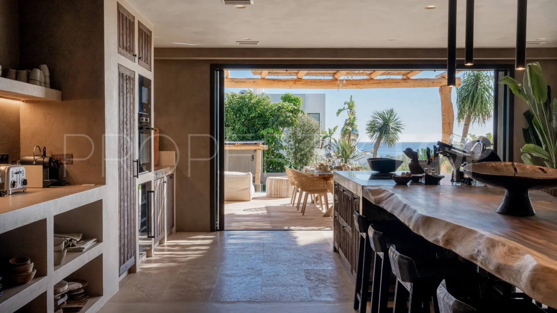 Villa de 5 dormitorios en venta en Selwo