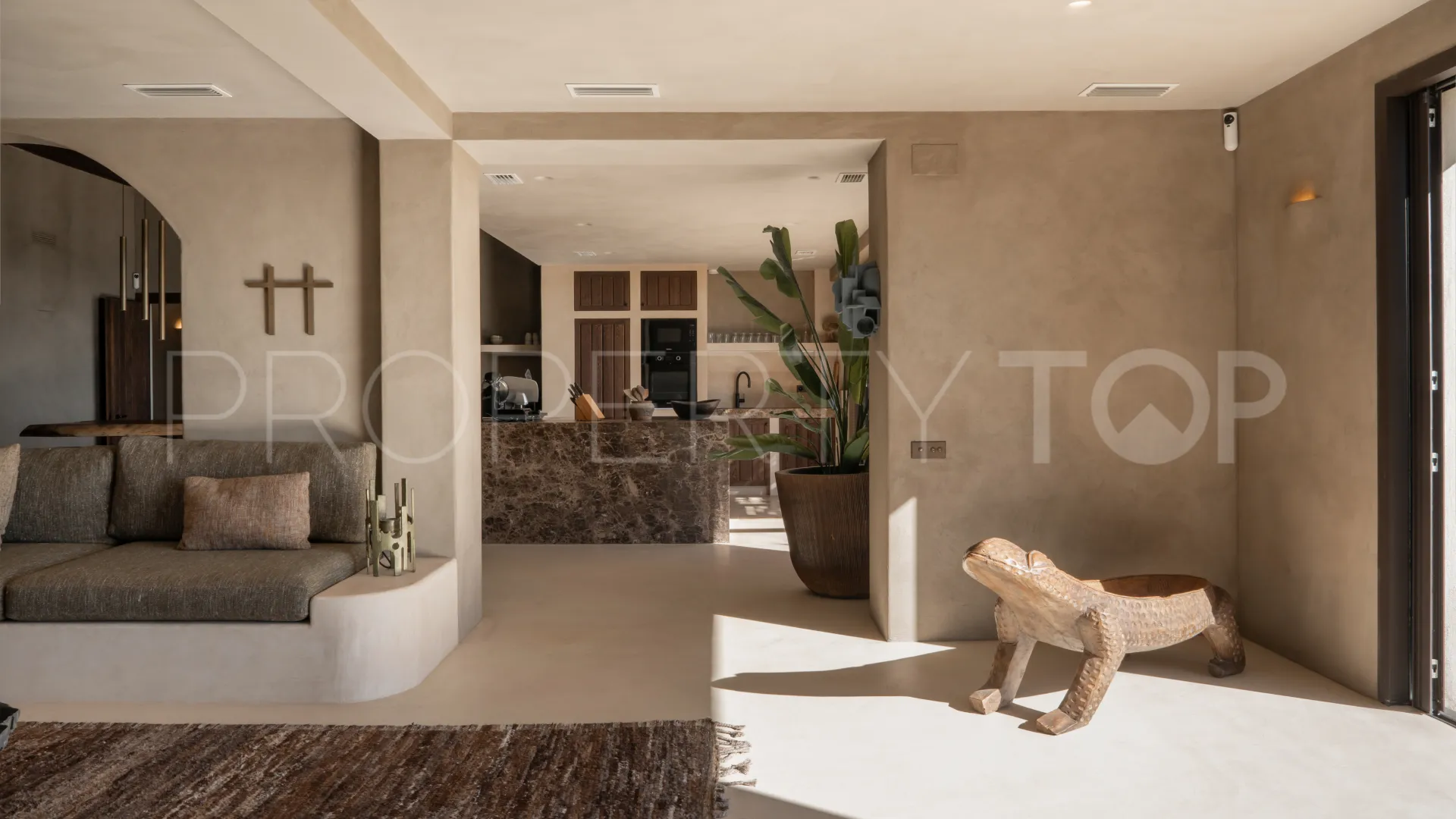 Villa de 5 dormitorios en venta en Selwo