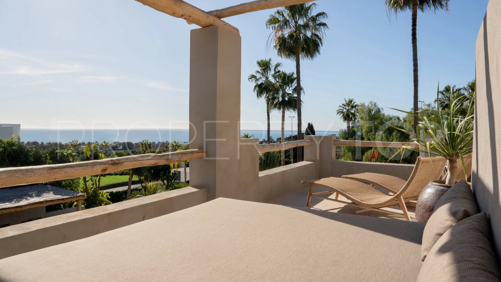 Villa de 5 dormitorios en venta en Selwo