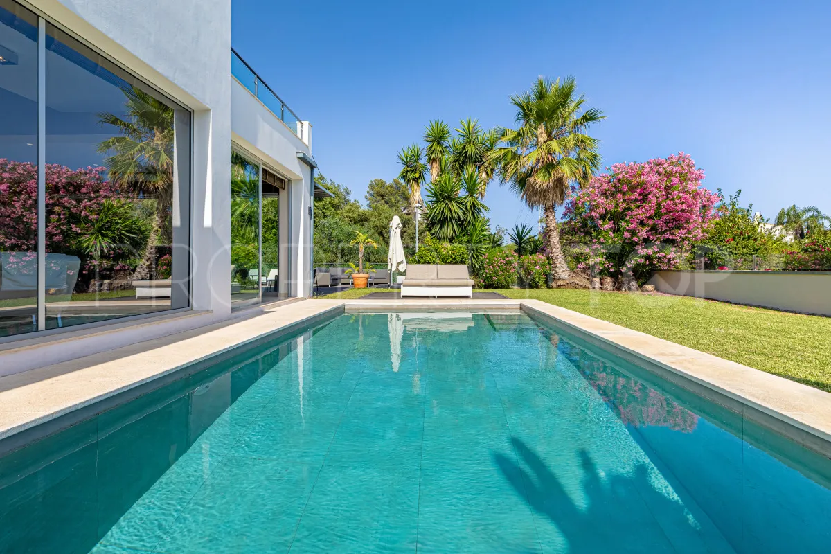 For sale 3 bedrooms villa in El Rosario