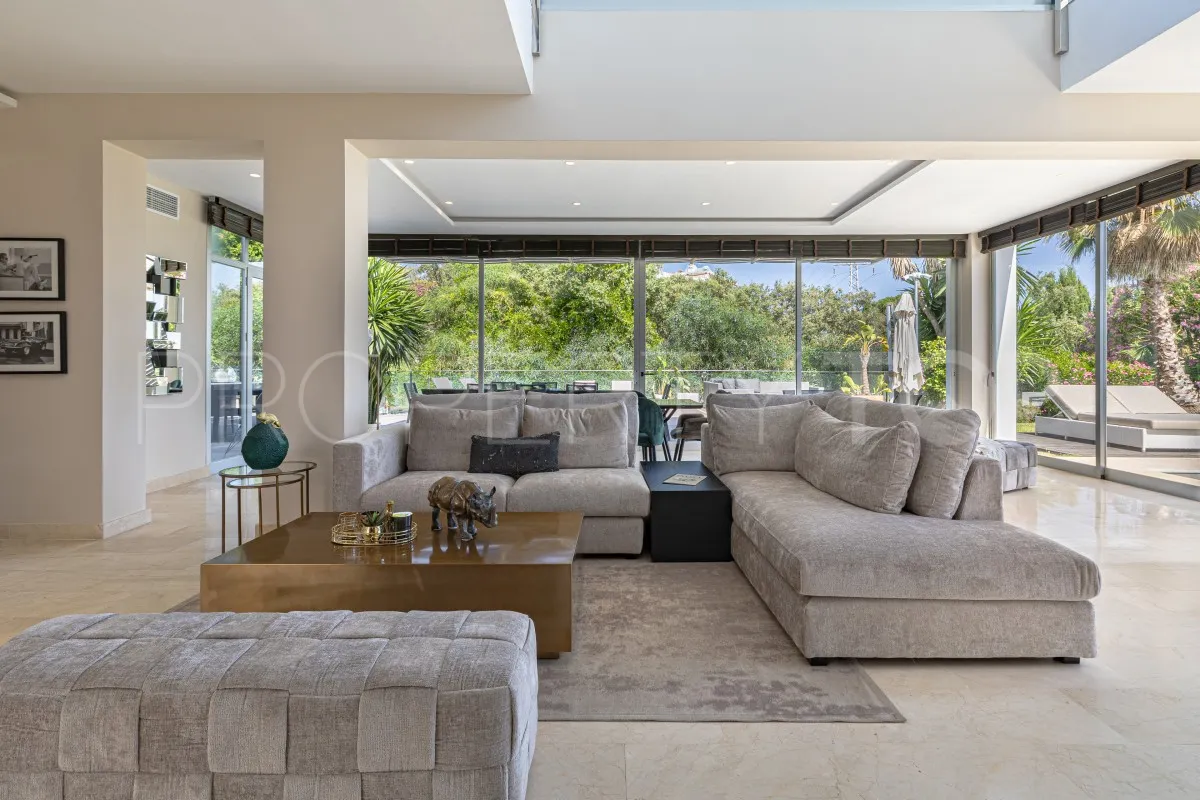 For sale 3 bedrooms villa in El Rosario
