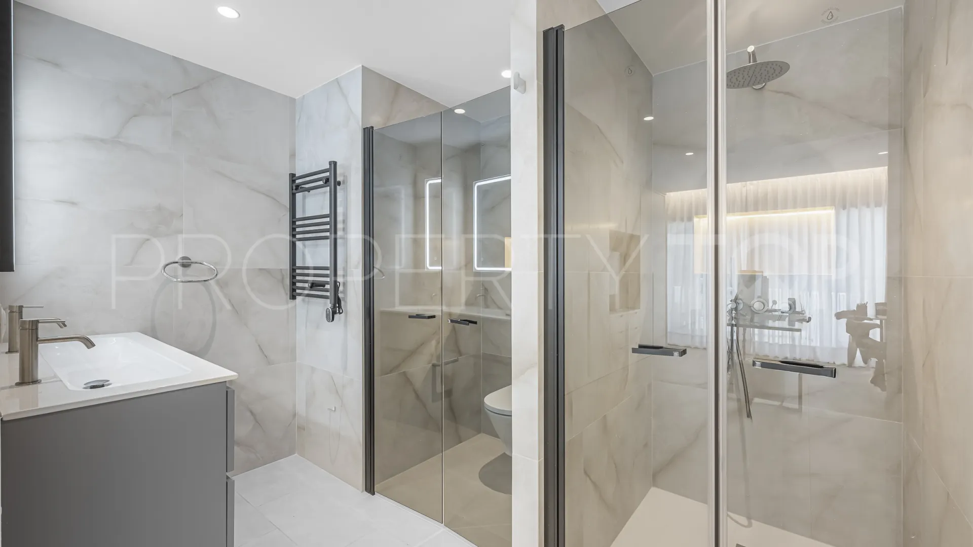 Apartamento en venta en Kings Hills