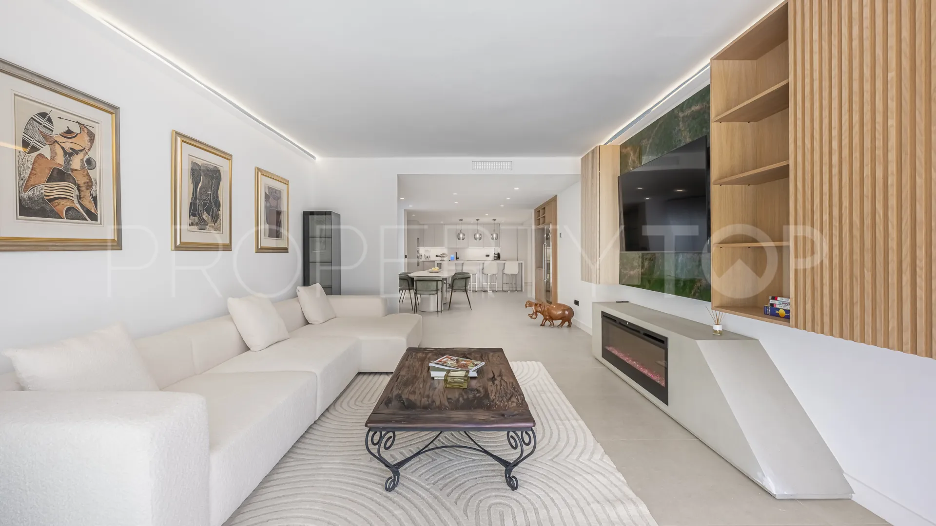 Apartamento en venta en Kings Hills