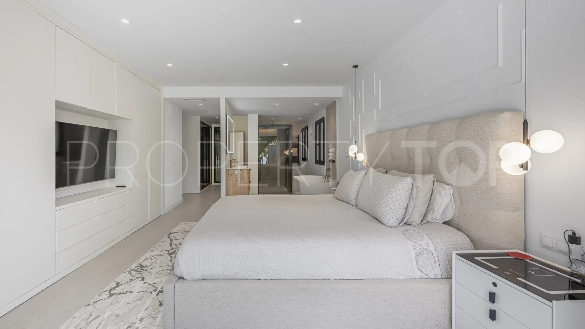 Apartamento en venta en Kings Hills