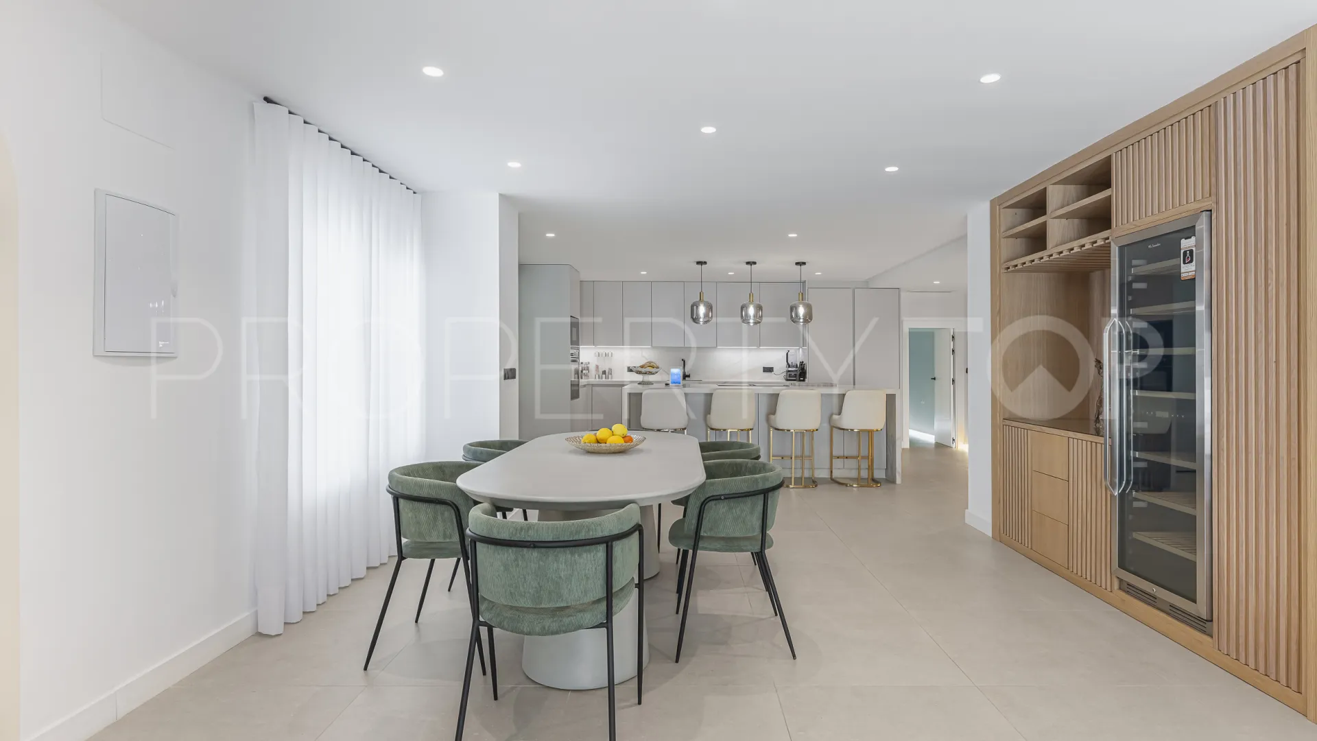 Apartamento en venta en Kings Hills