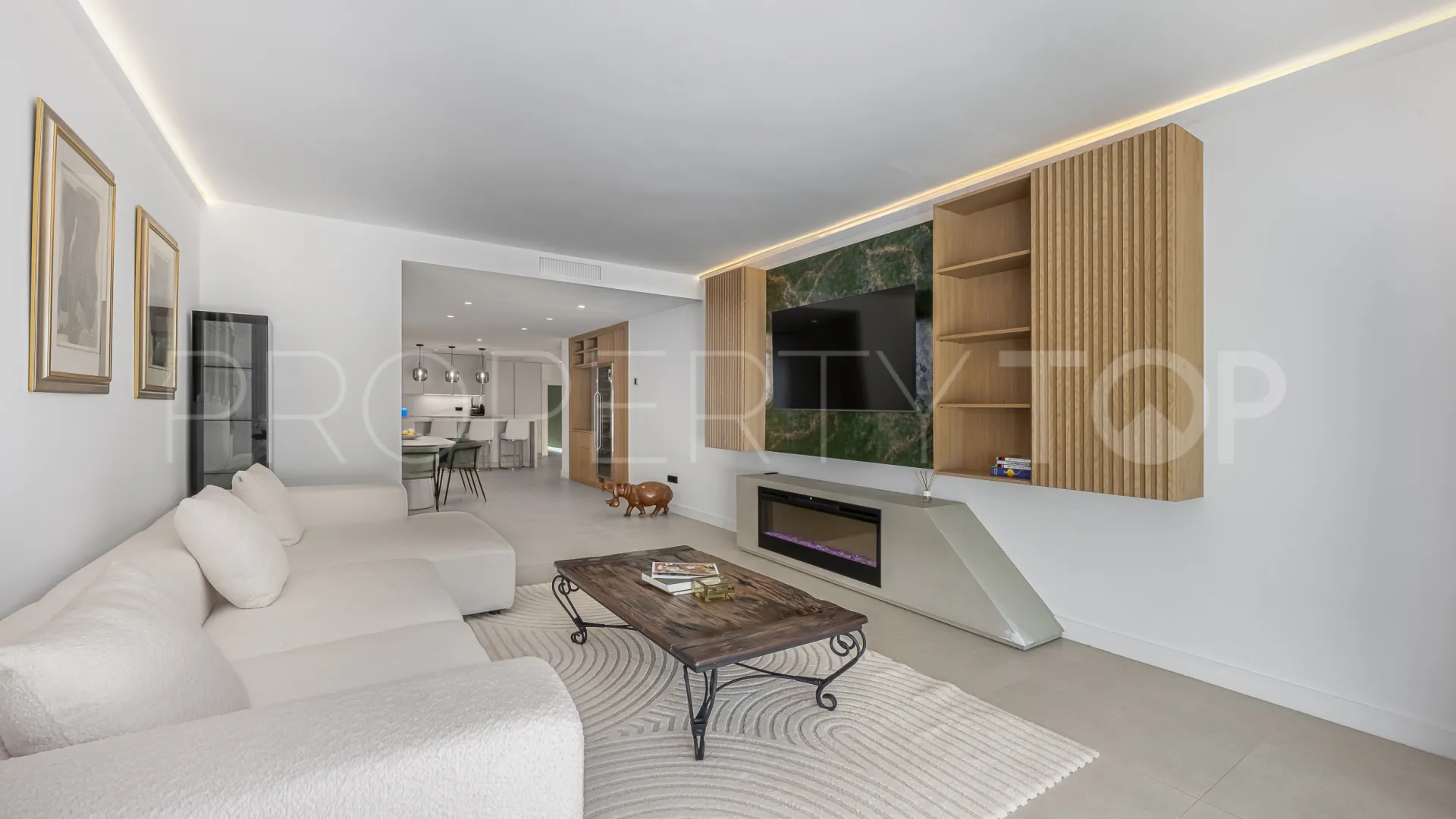 Apartamento en venta en Kings Hills