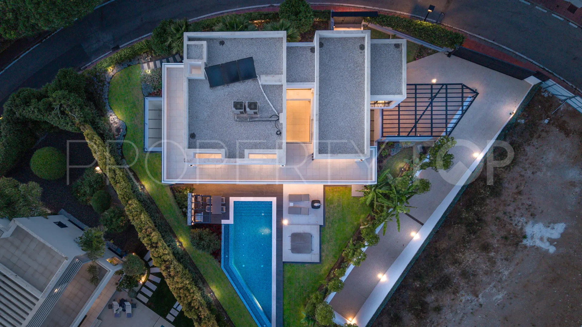 Las Lomas del Marbella Club, villa de 4 dormitorios a la venta
