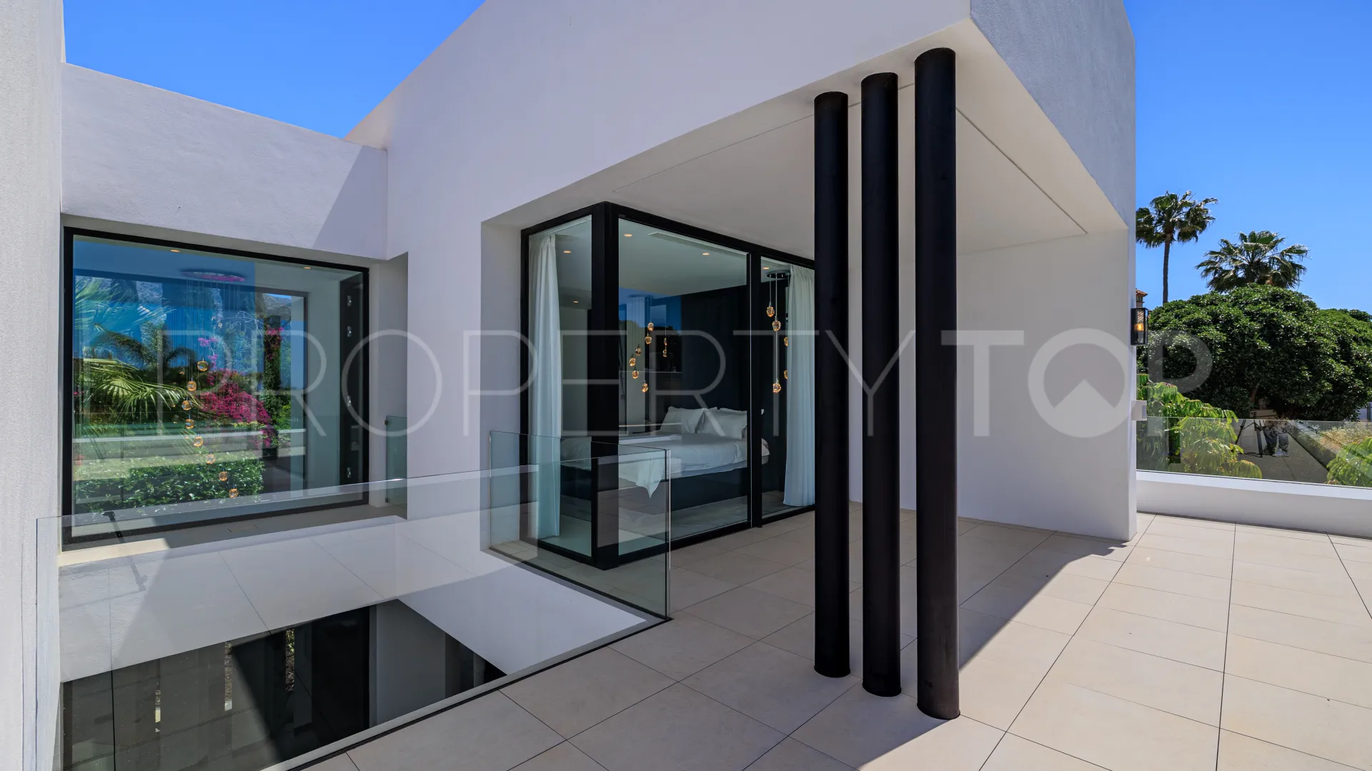 Las Lomas del Marbella Club, villa de 4 dormitorios a la venta