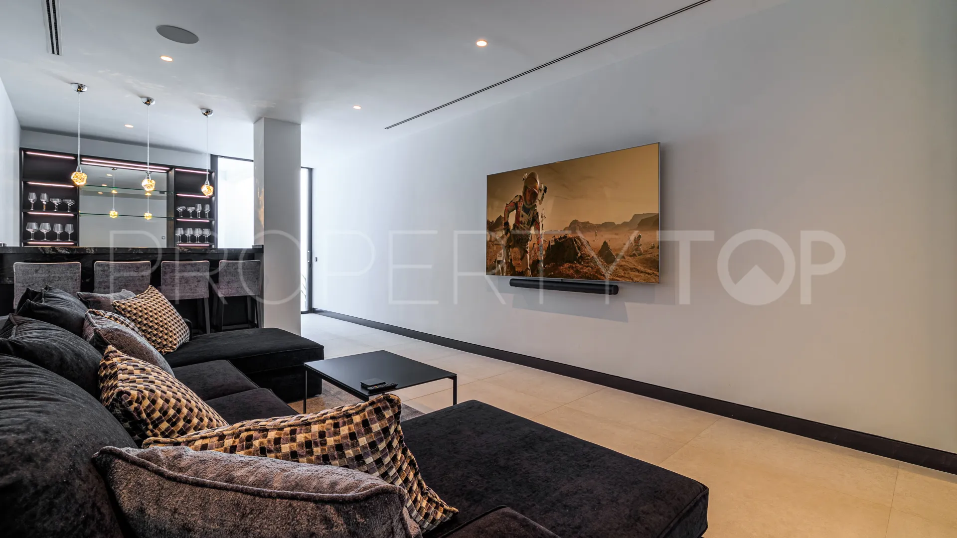 Las Lomas del Marbella Club, villa de 4 dormitorios a la venta