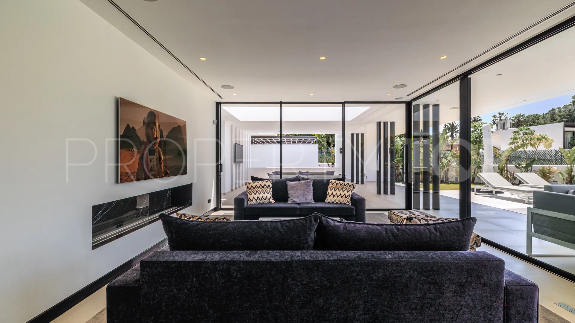 Las Lomas del Marbella Club, villa de 4 dormitorios a la venta