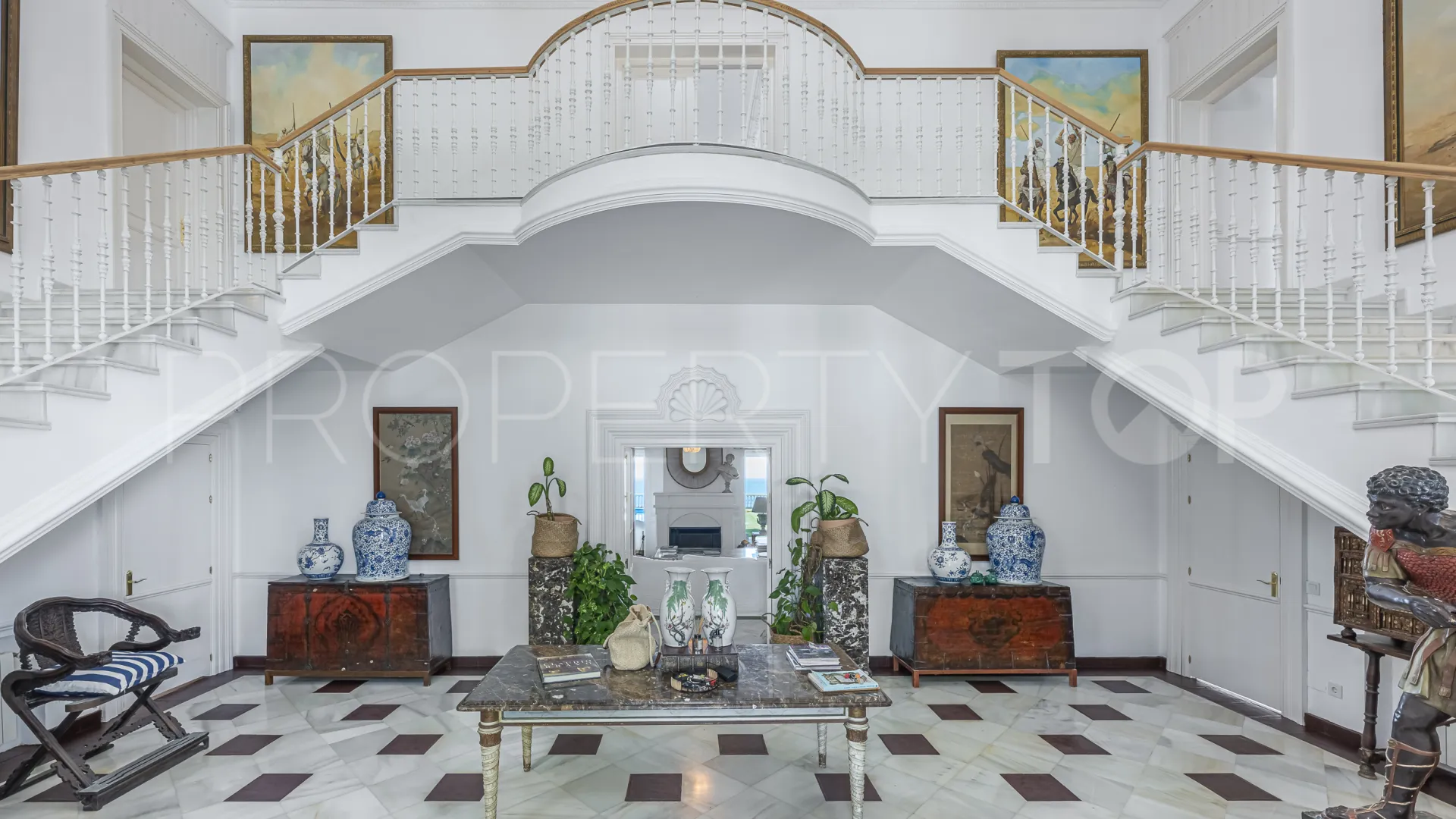 Se vende villa en Casasola