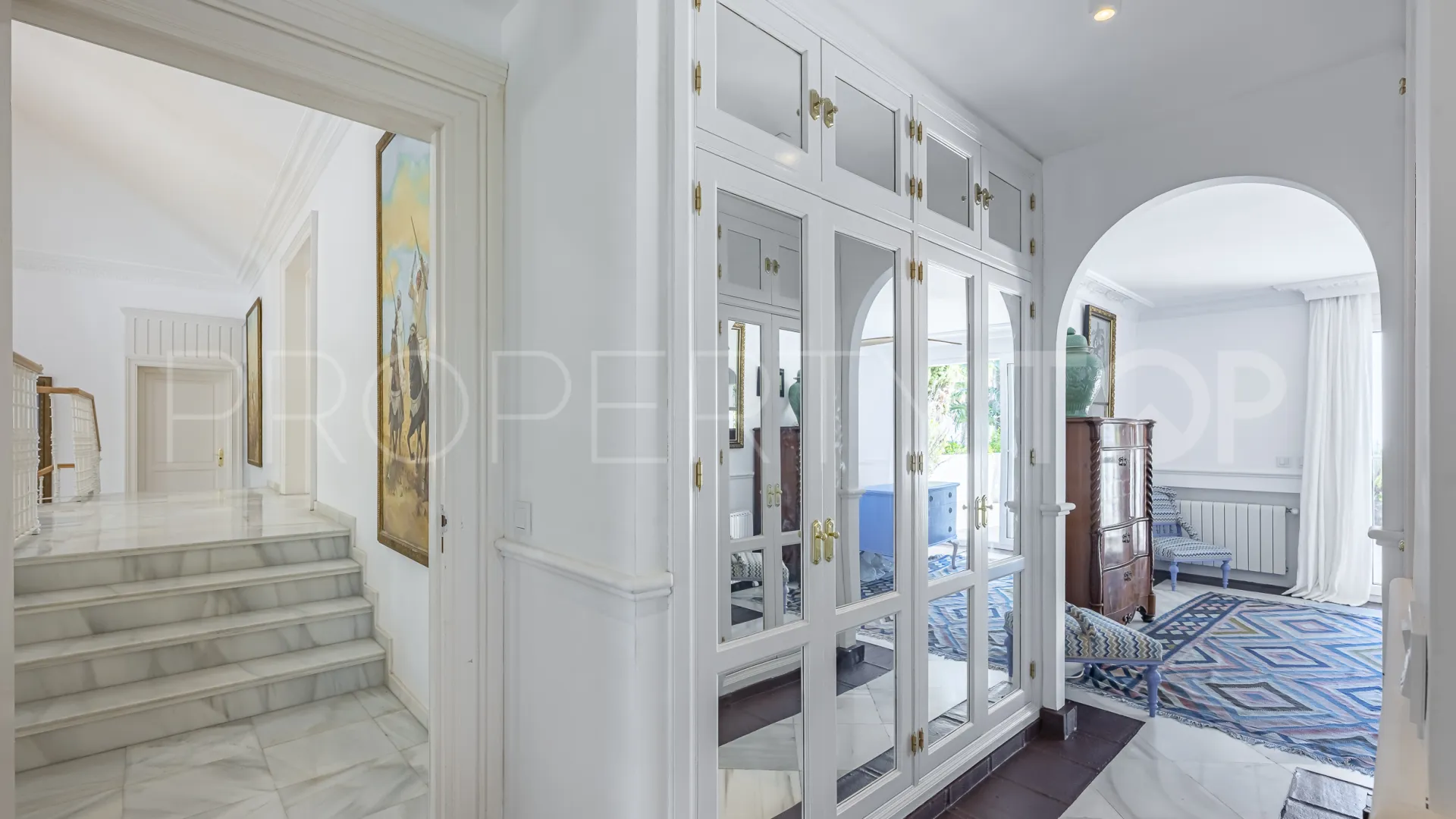 Se vende villa en Casasola