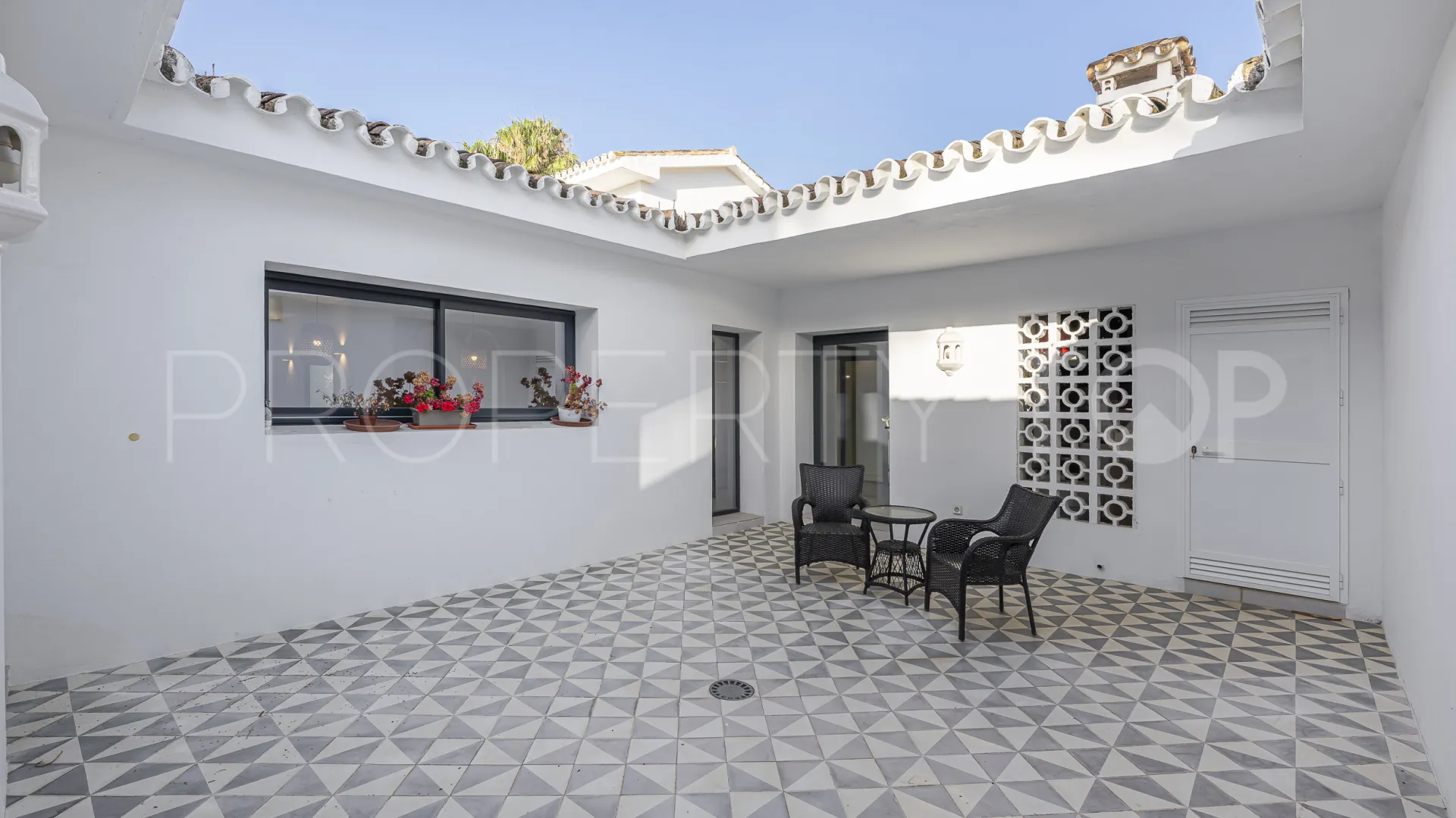 9 bedrooms villa in Casasola for sale