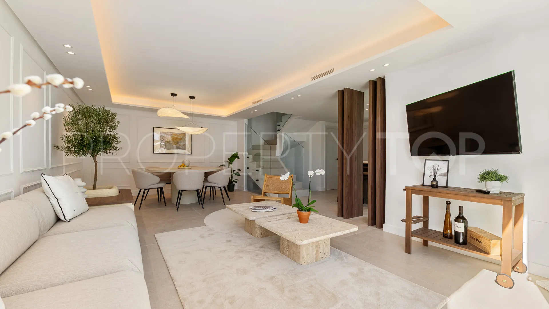Adosado en venta de 4 dormitorios en Marbella Golden Mile