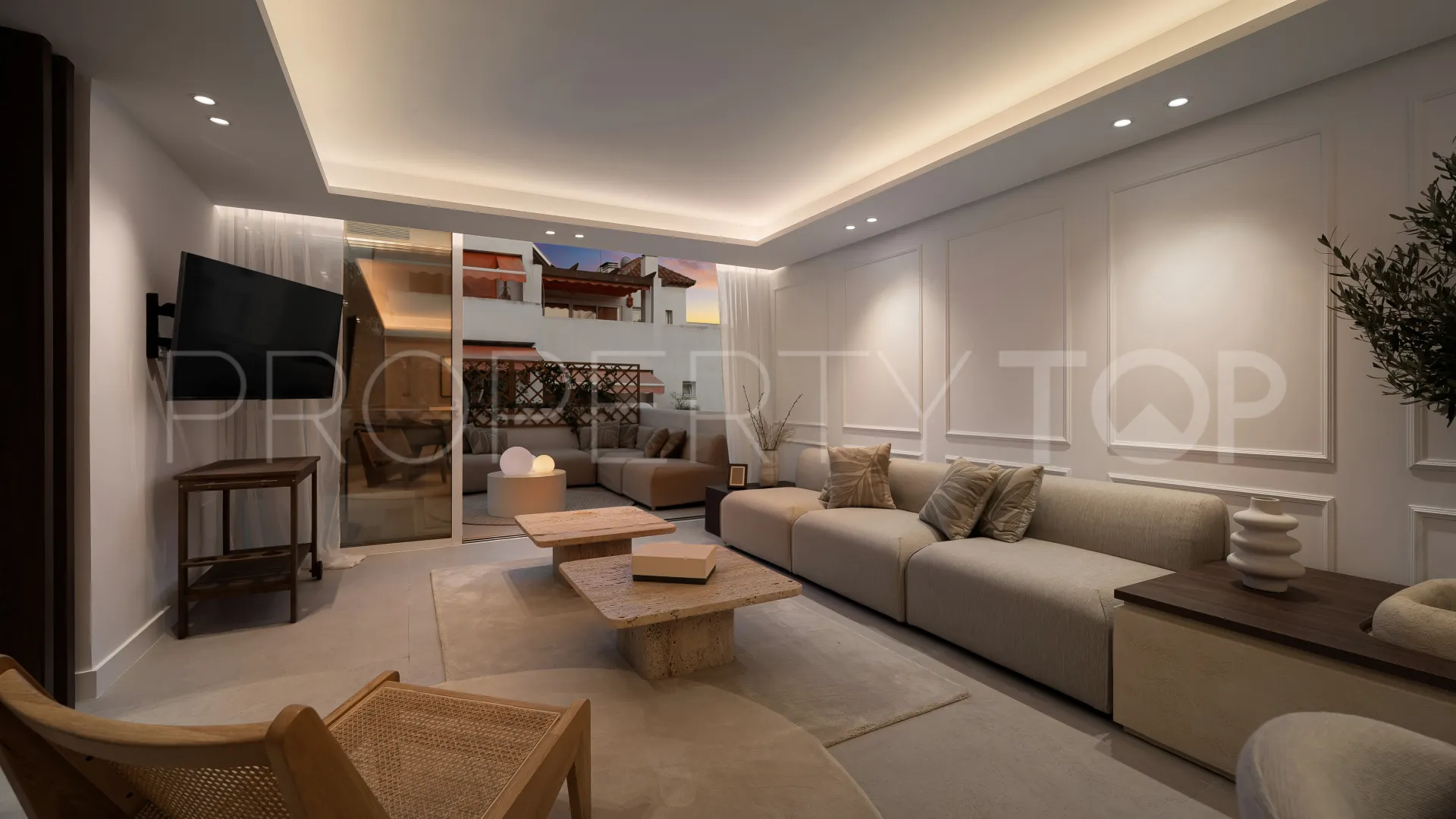 Adosado en venta de 4 dormitorios en Marbella Golden Mile