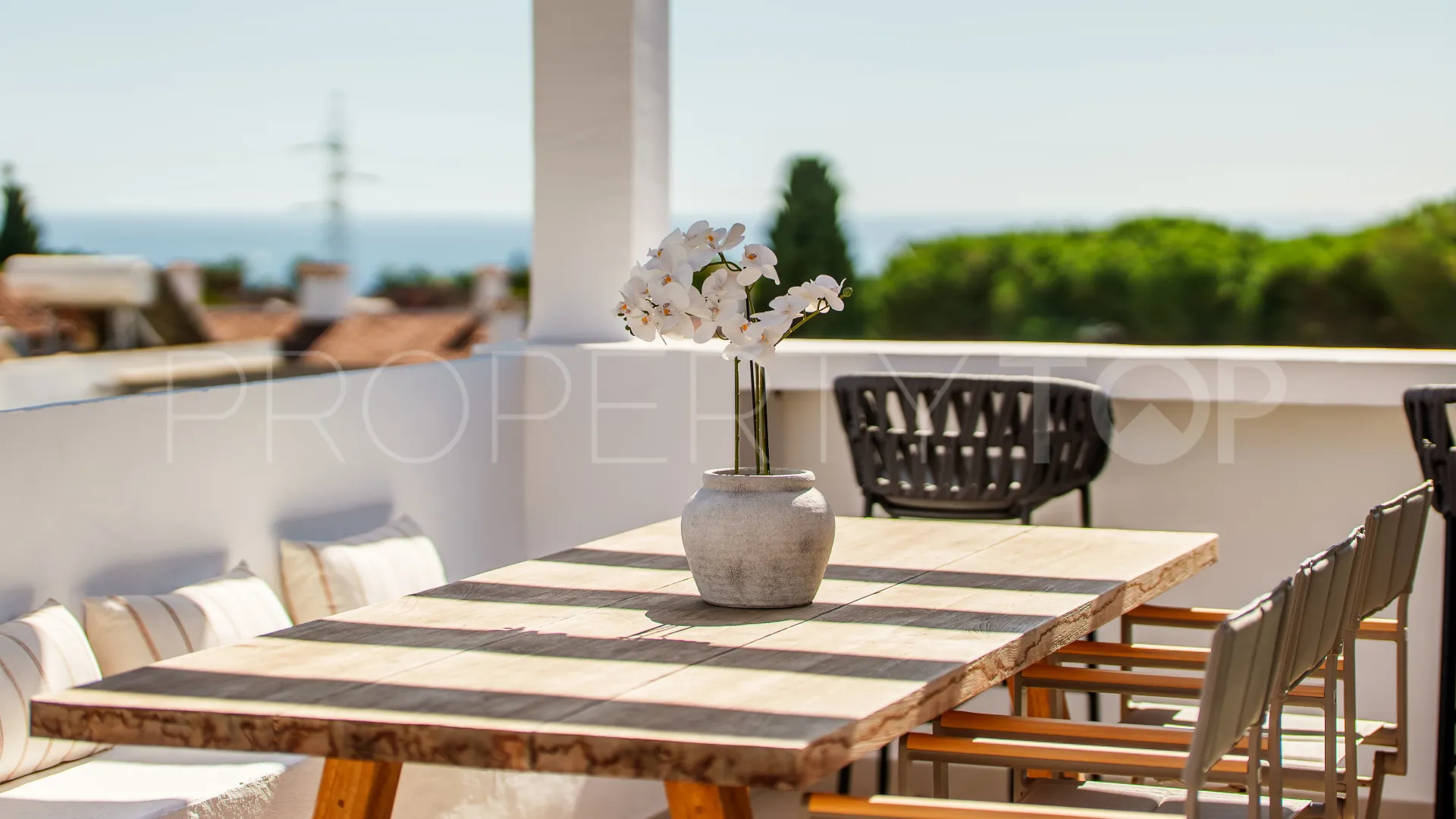 Adosado en venta de 4 dormitorios en Marbella Golden Mile