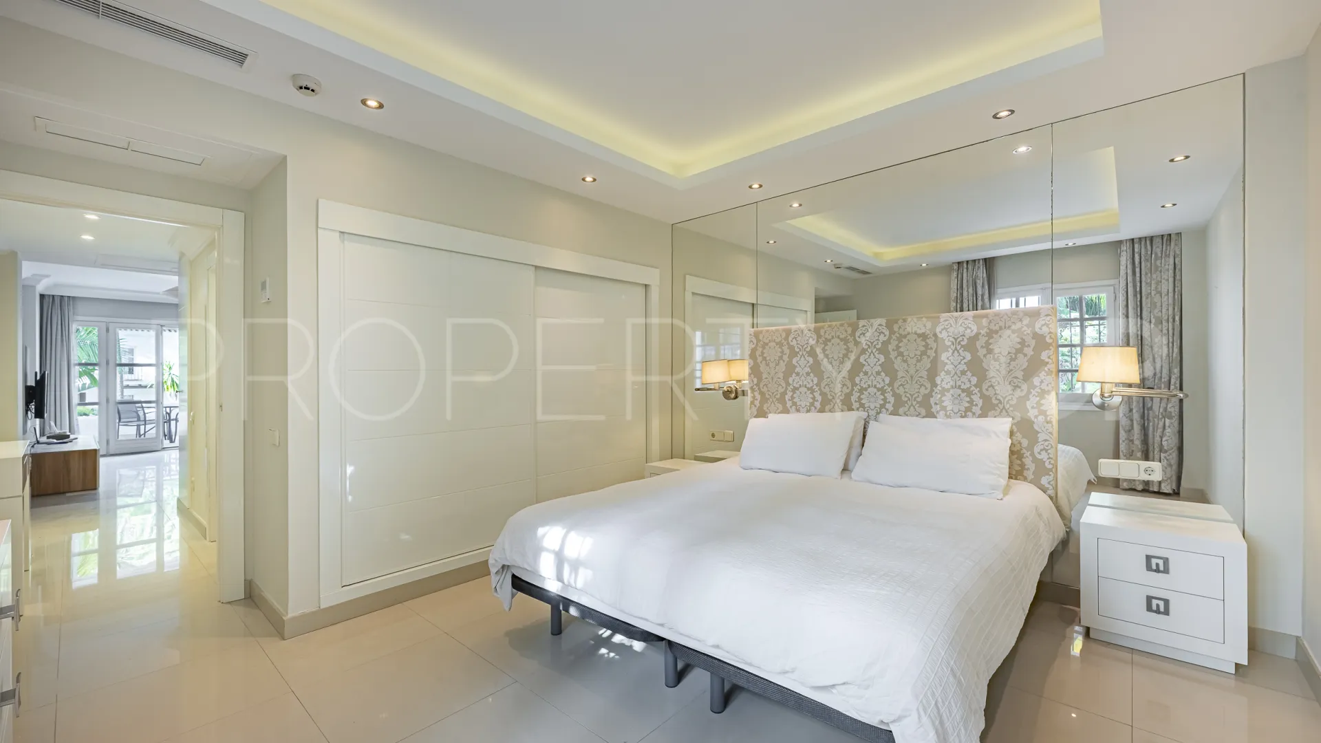 Comprar apartamento con 1 dormitorio en Hotel Puente Romano