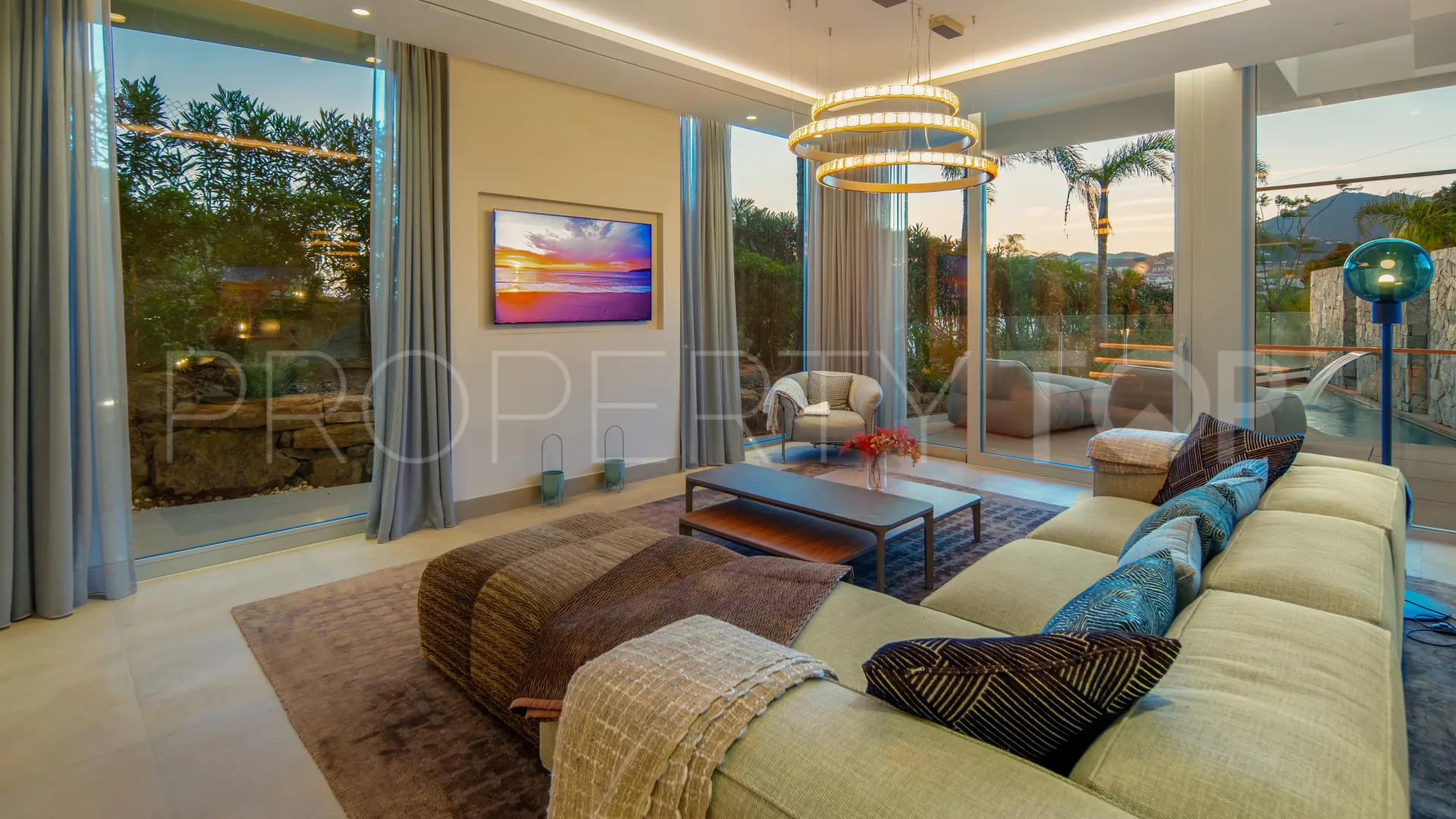 Nueva Andalucia, villa a la venta