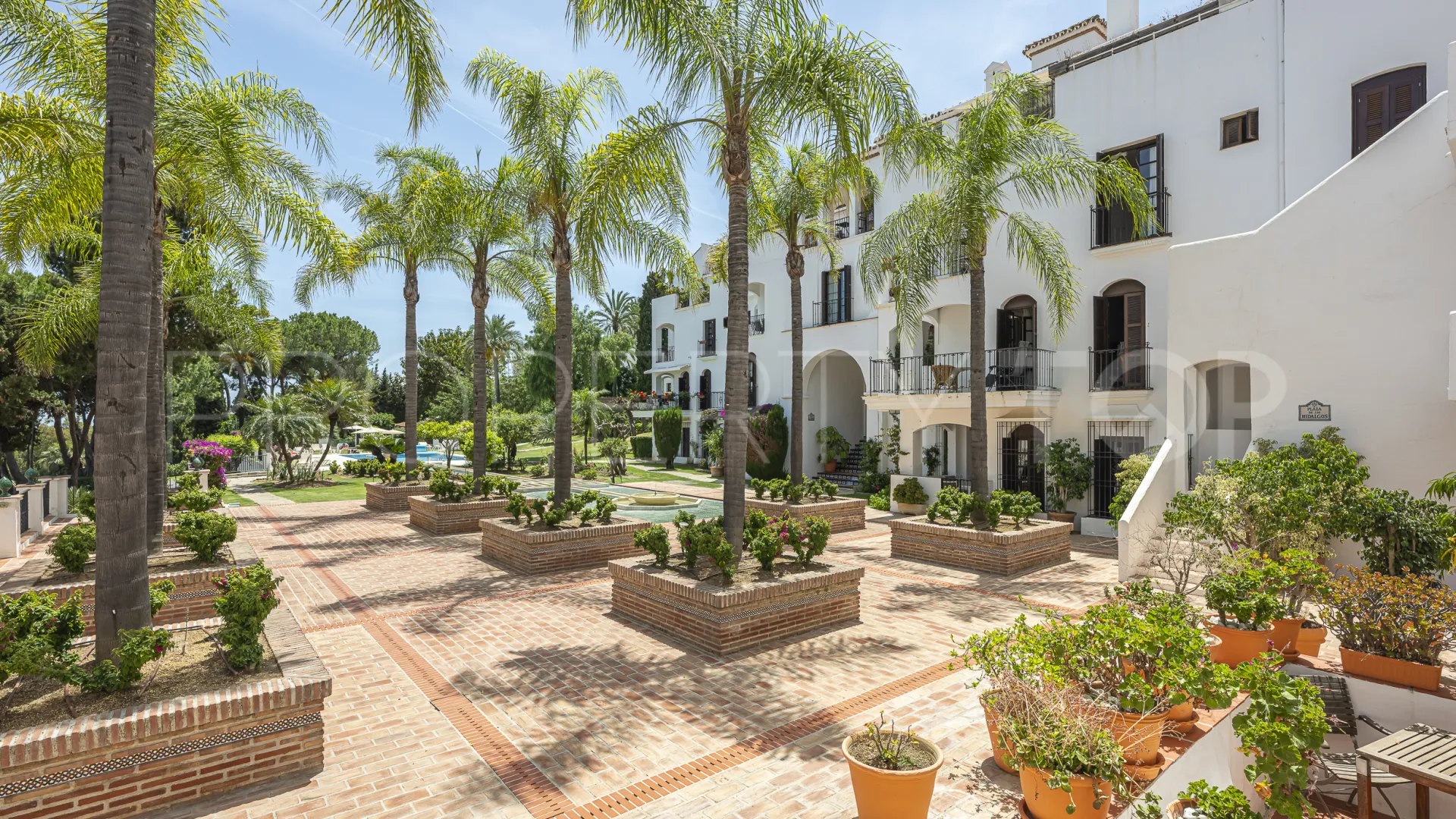 3 bedrooms ground floor apartment in Señorio de Marbella for sale