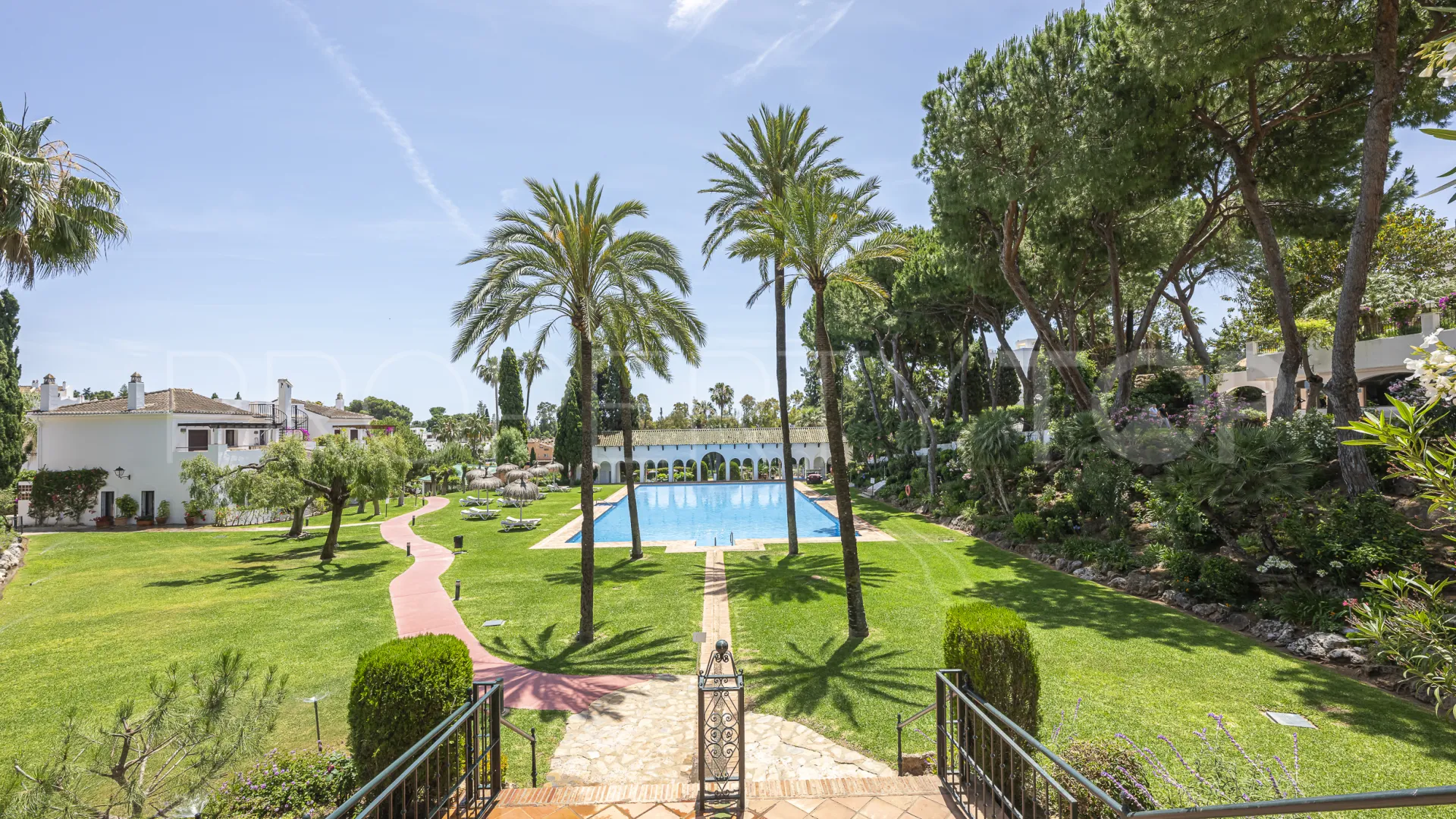 3 bedrooms ground floor apartment in Señorio de Marbella for sale