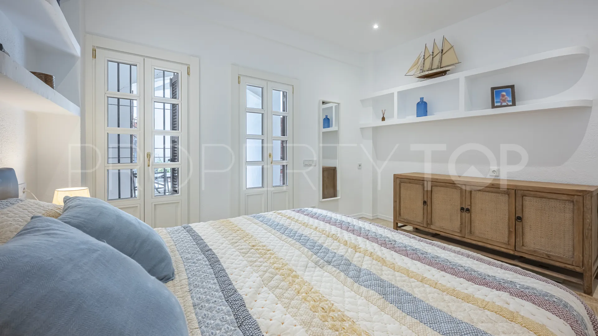 3 bedrooms ground floor apartment in Señorio de Marbella for sale