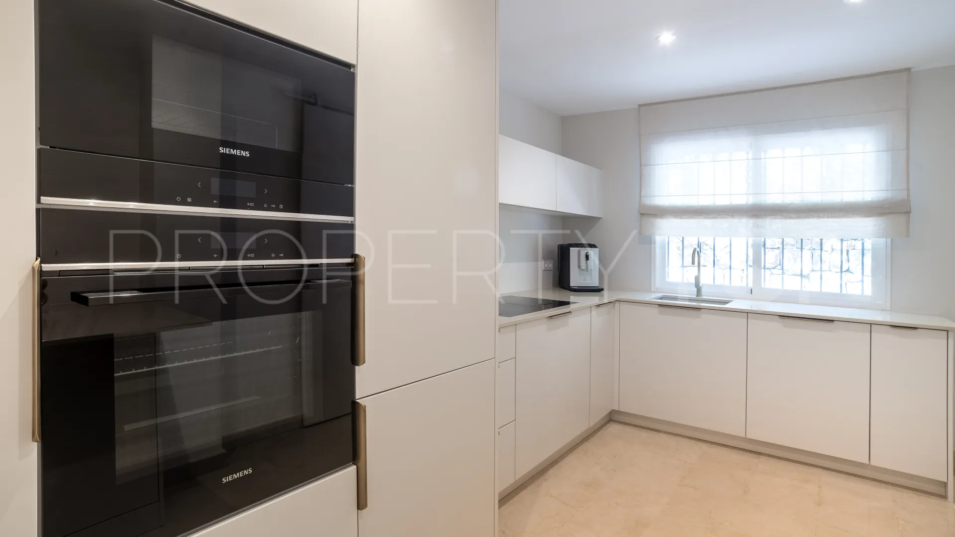 Se vende apartamento planta baja en Marbella Golden Mile